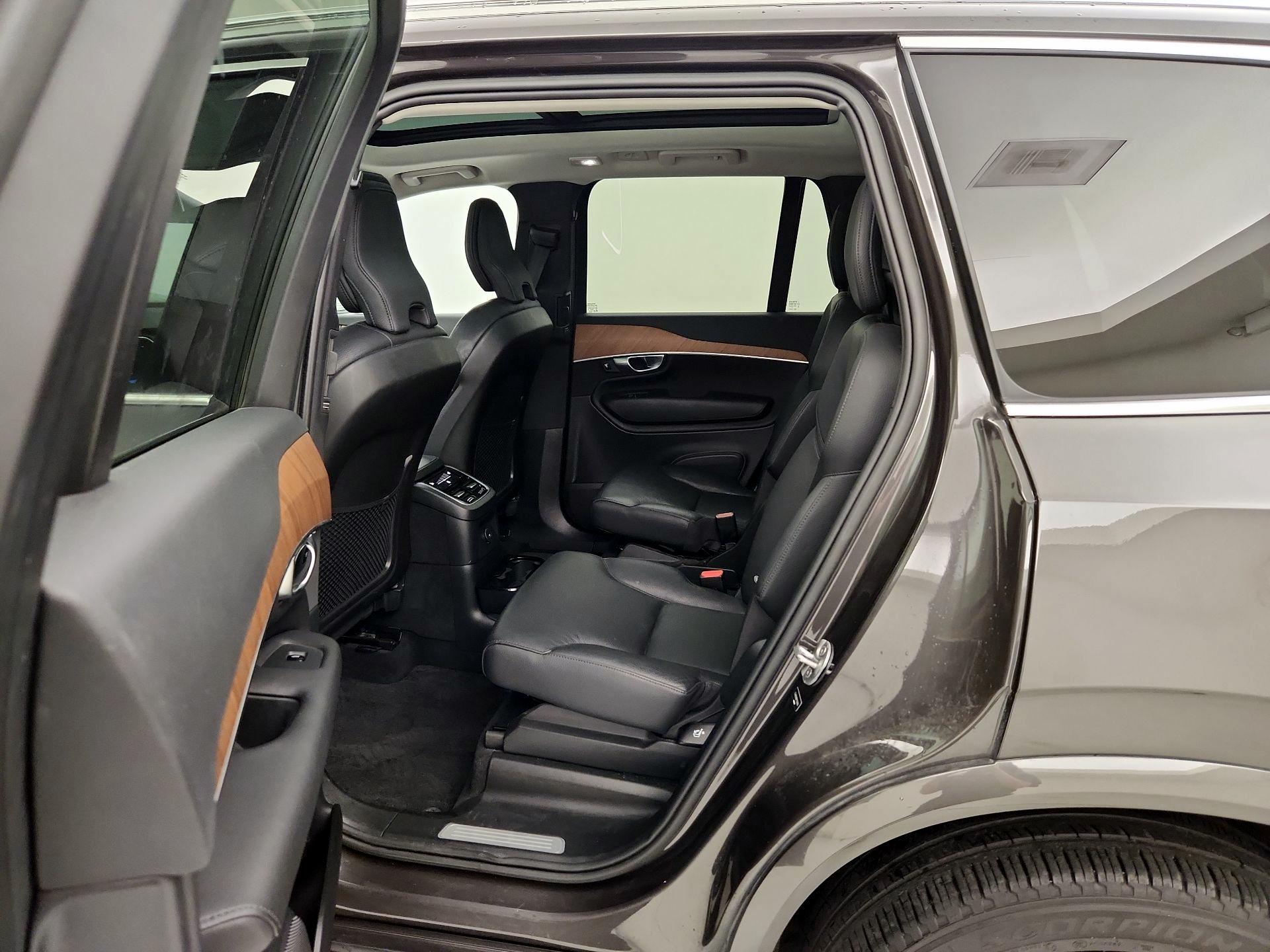 Thumbnail: 2023 Volvo XC90 - 20
