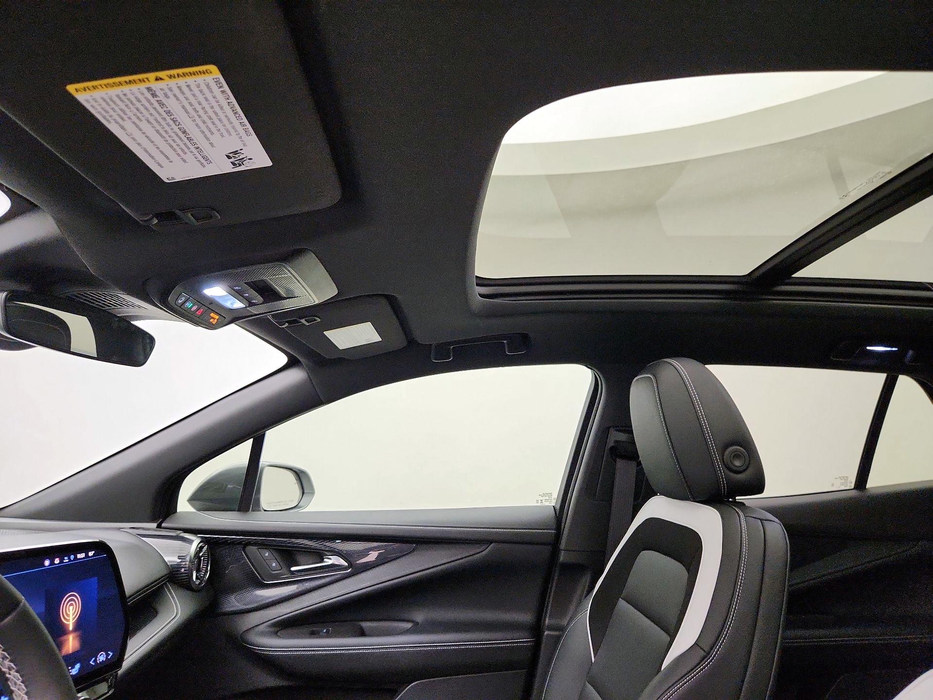 Thumbnail: 2024 Chevrolet Blazer EV - 19