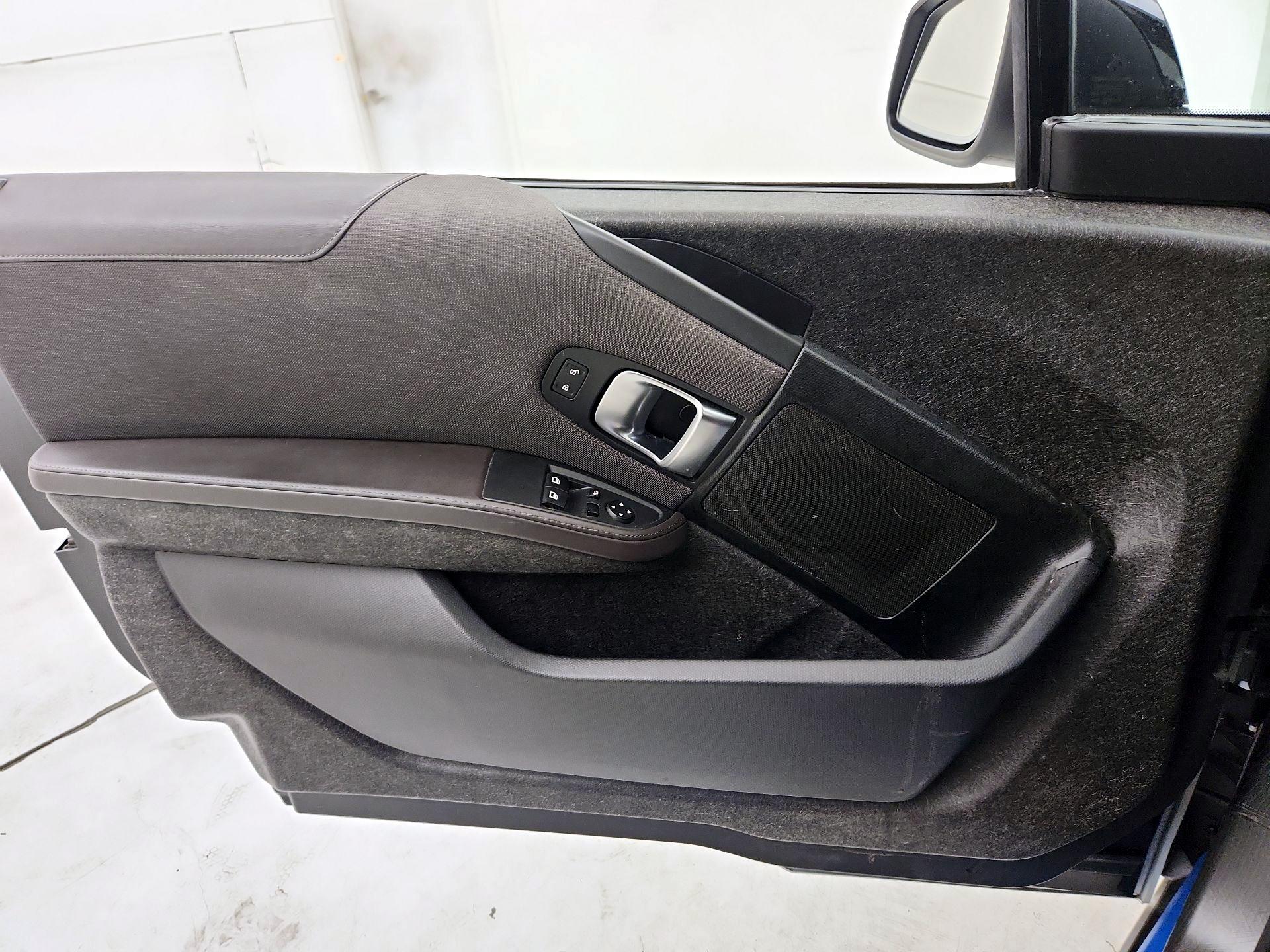 Thumbnail: 2017 BMW i3 - 12