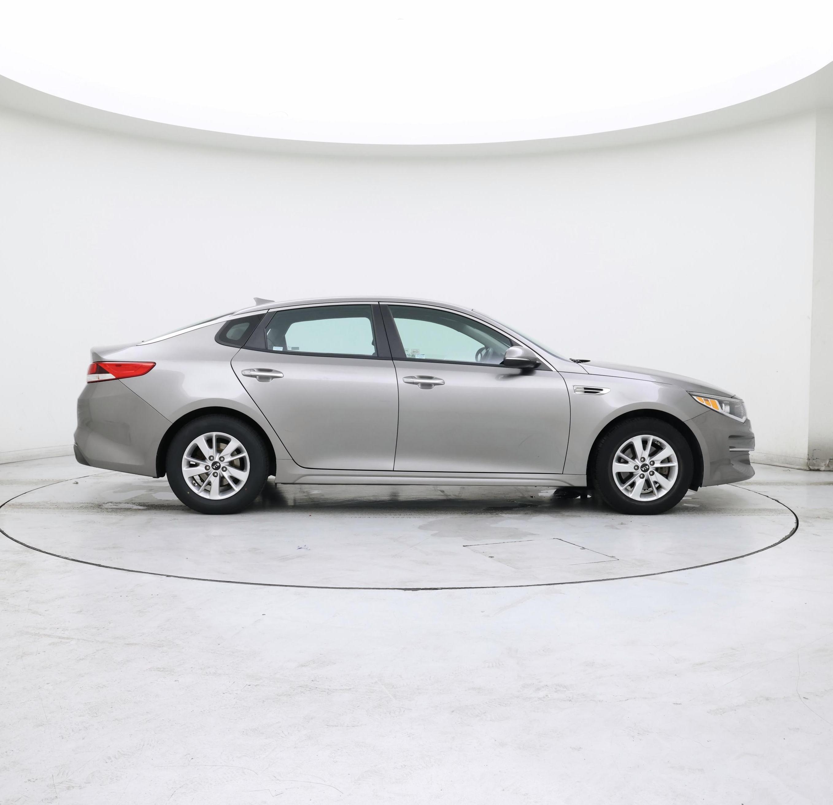 Thumbnail: 2016 Kia Optima - 7