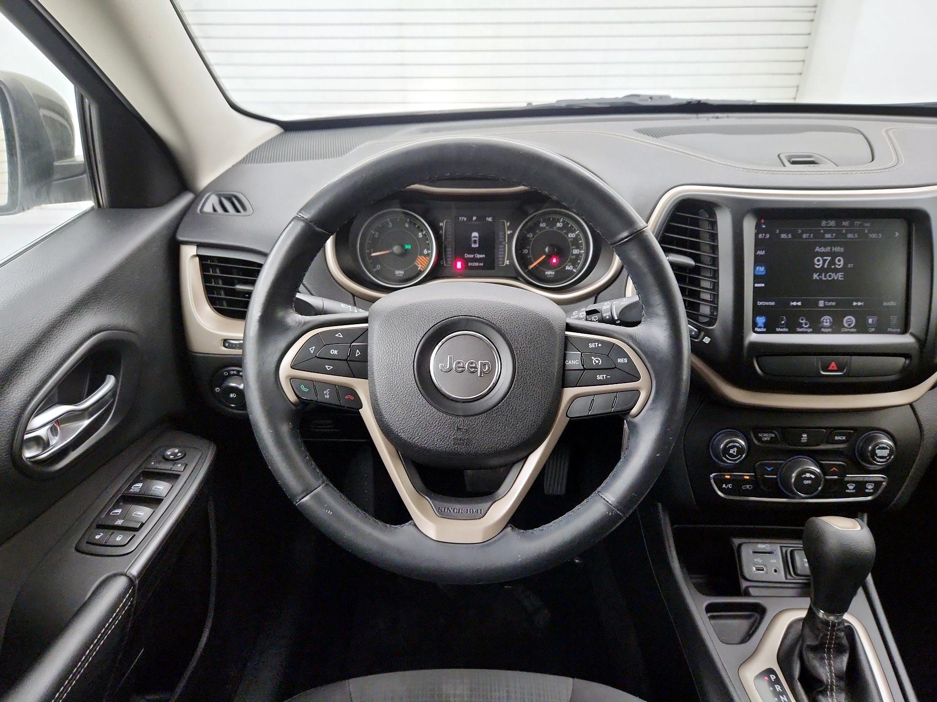 Thumbnail: 2015 Jeep Cherokee - 10