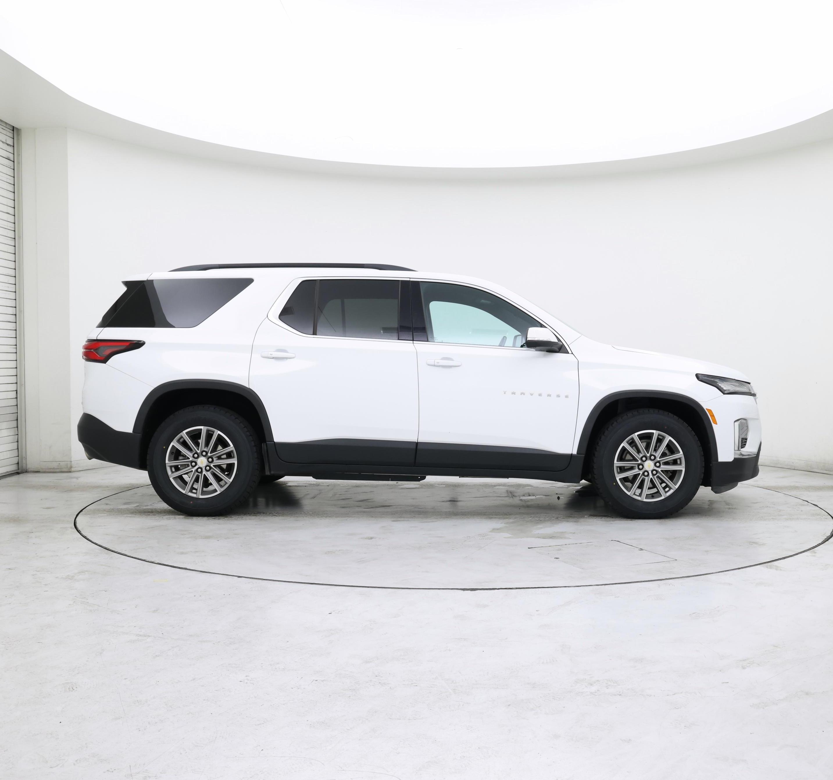 Thumbnail: 2023 Chevrolet Traverse - 7