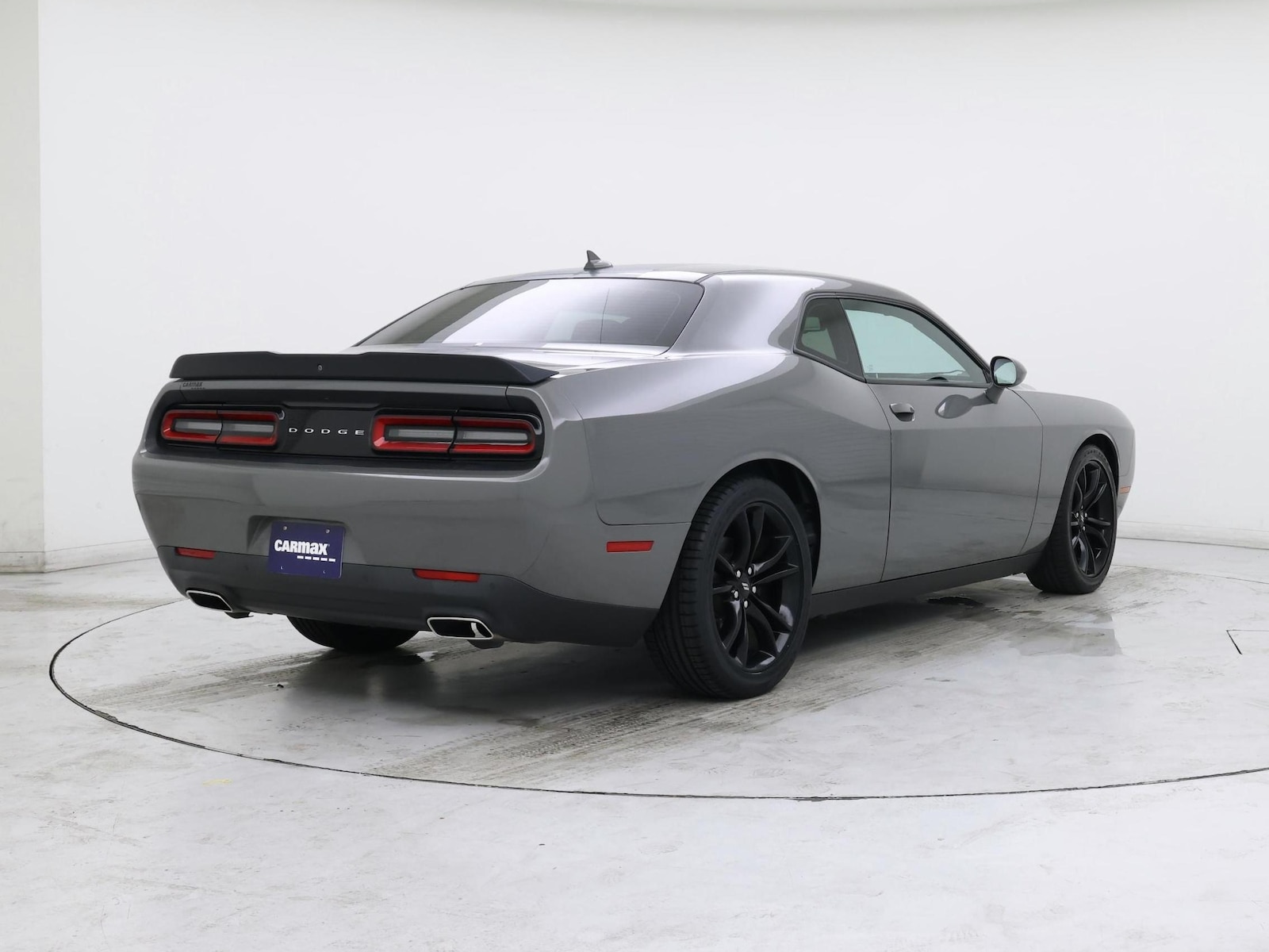 2018 Dodge Challenger SXT Plus - Photo 9