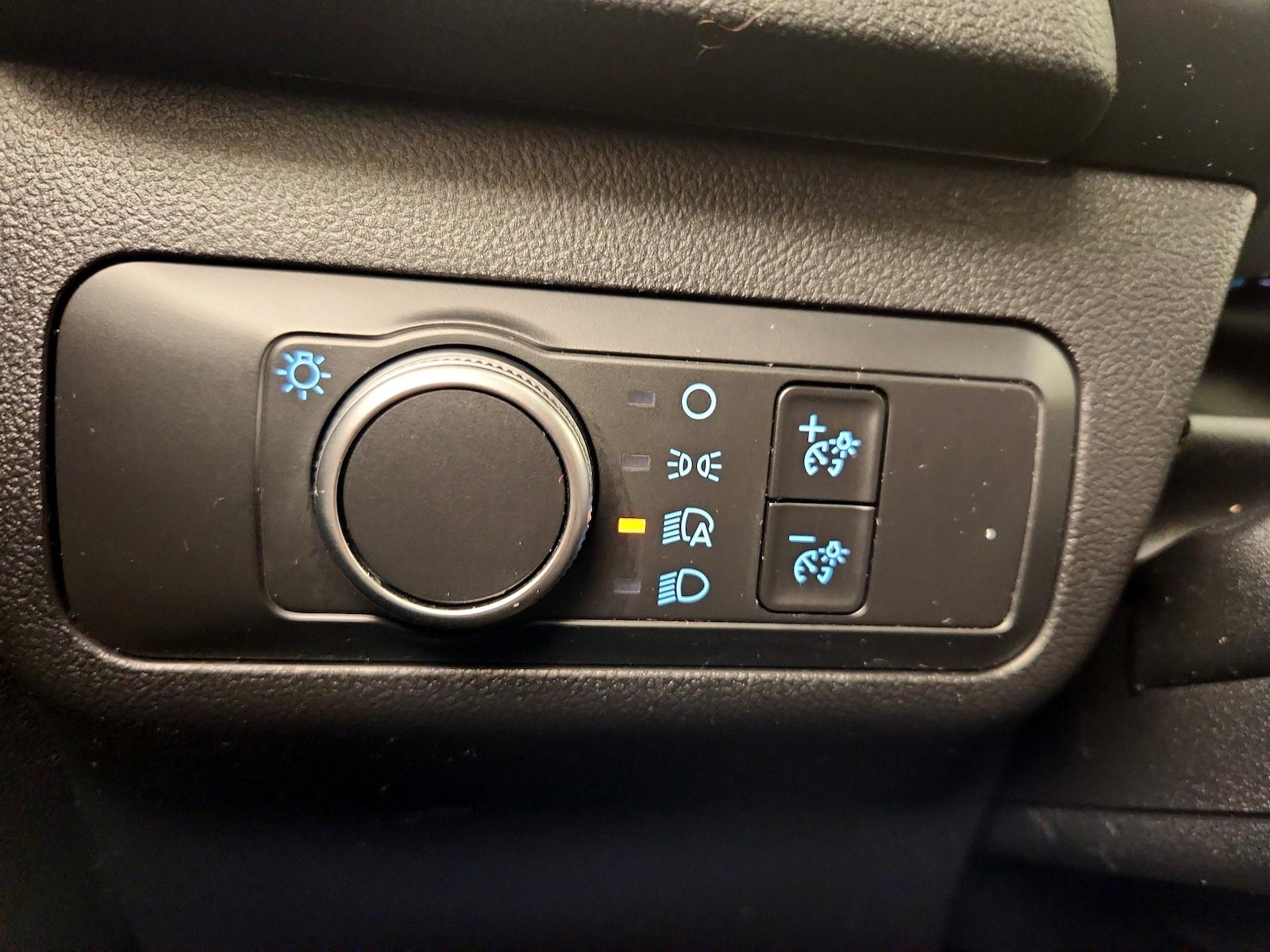 2020 Ford Escape SE - Photo 14