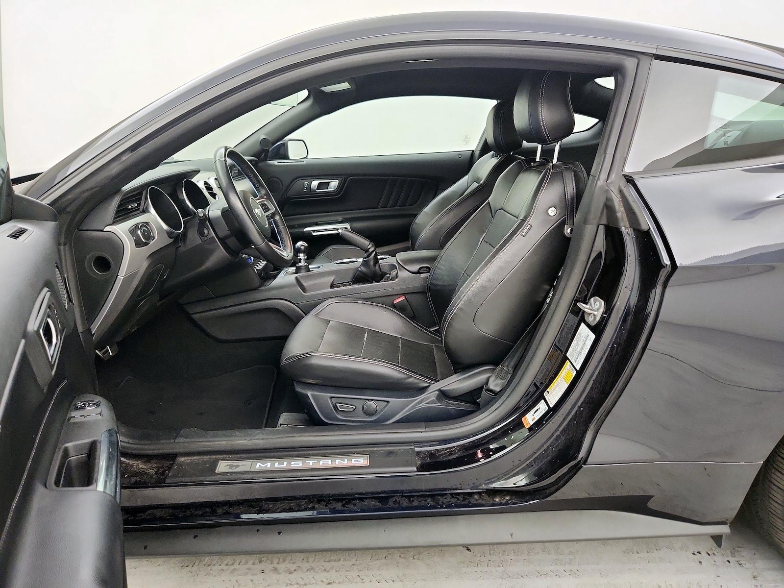 2021 Ford Mustang GT Premium - Photo 12