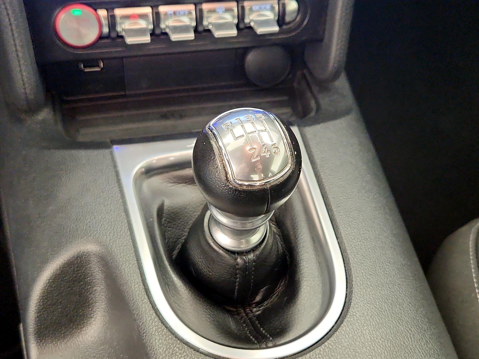 2021 Ford Mustang GT Premium - Photo 19