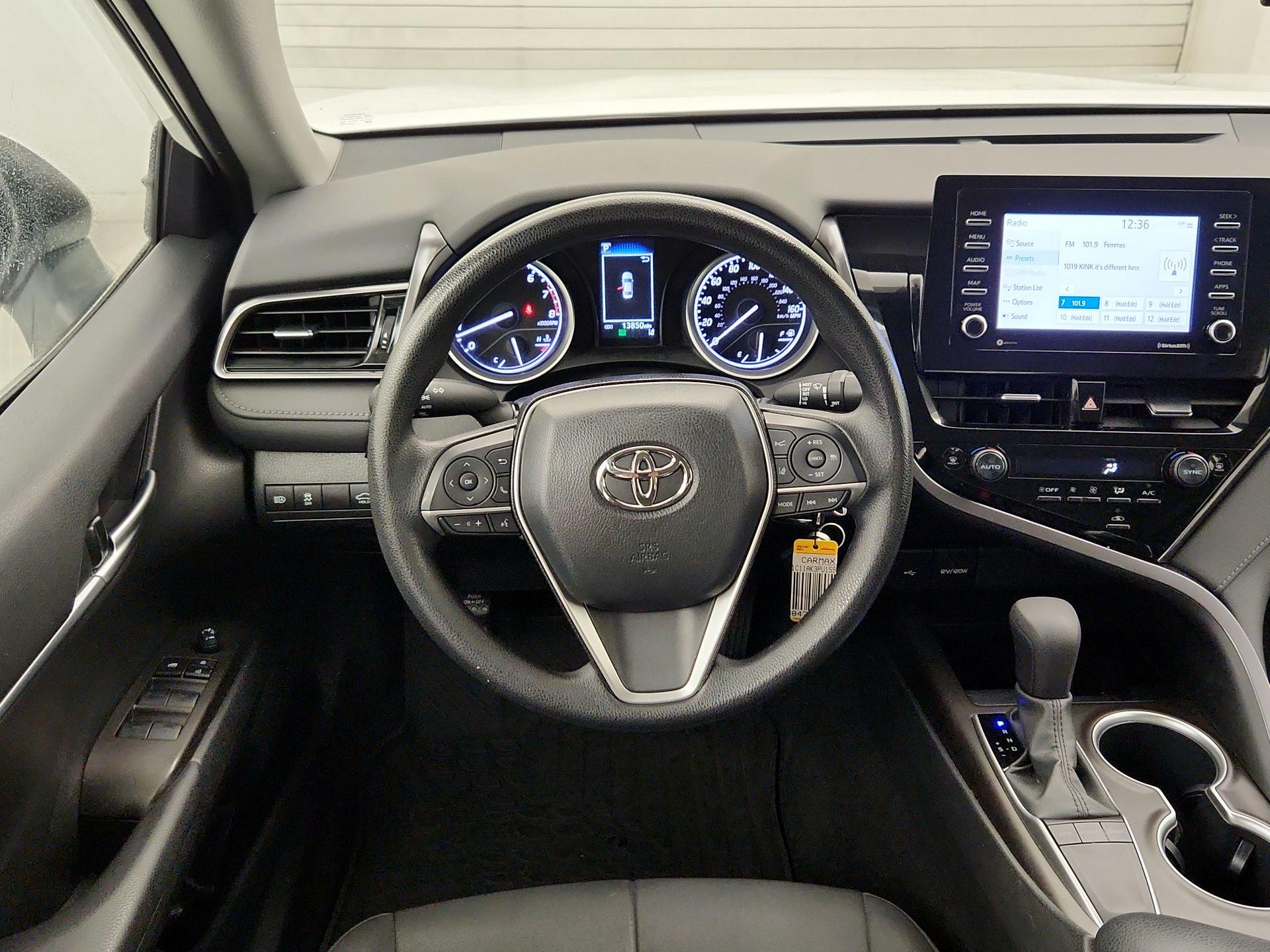 Thumbnail: 2023 Toyota Camry - 10