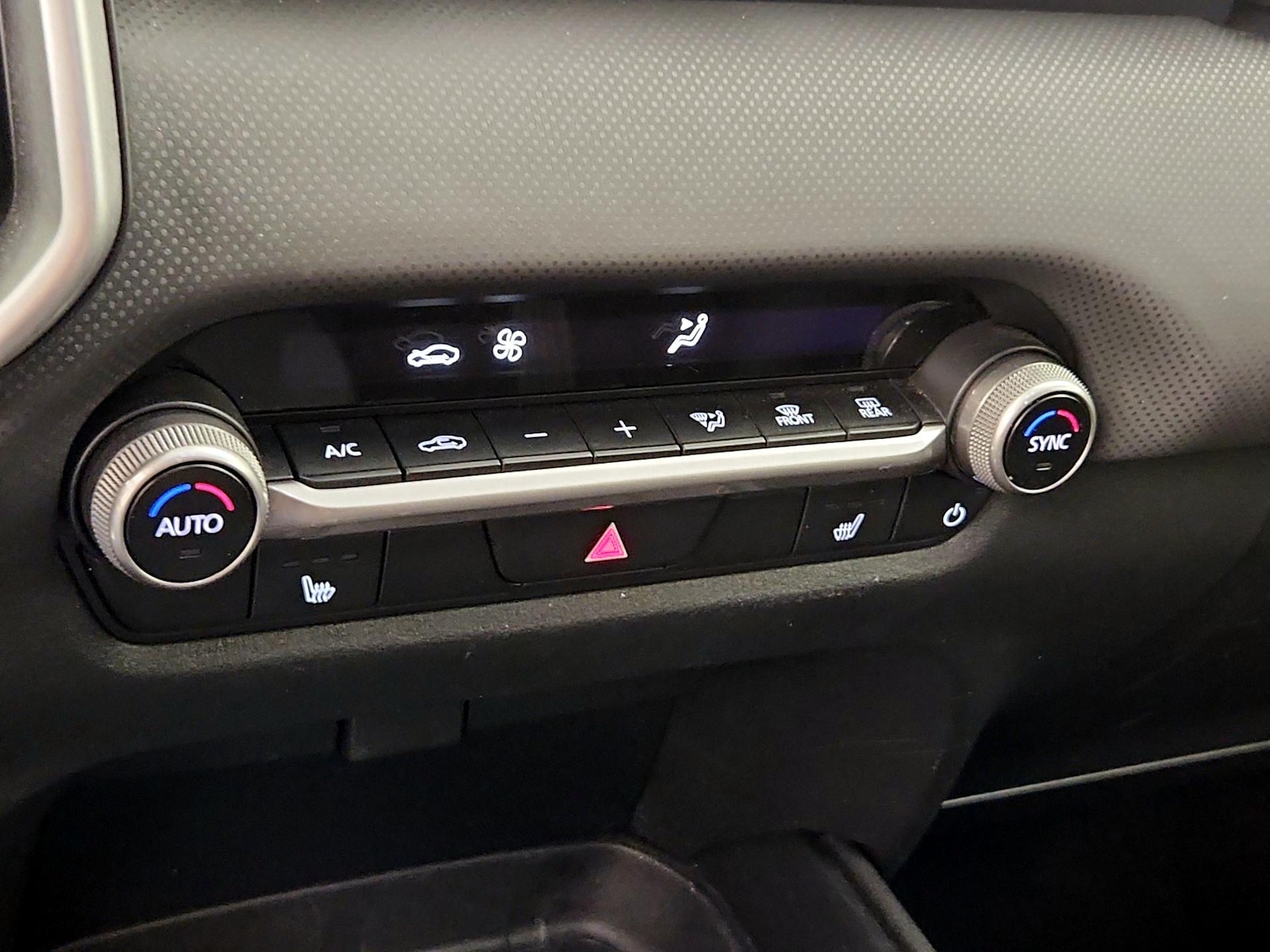 2025 Mazda CX-50 Preferred - Photo 17