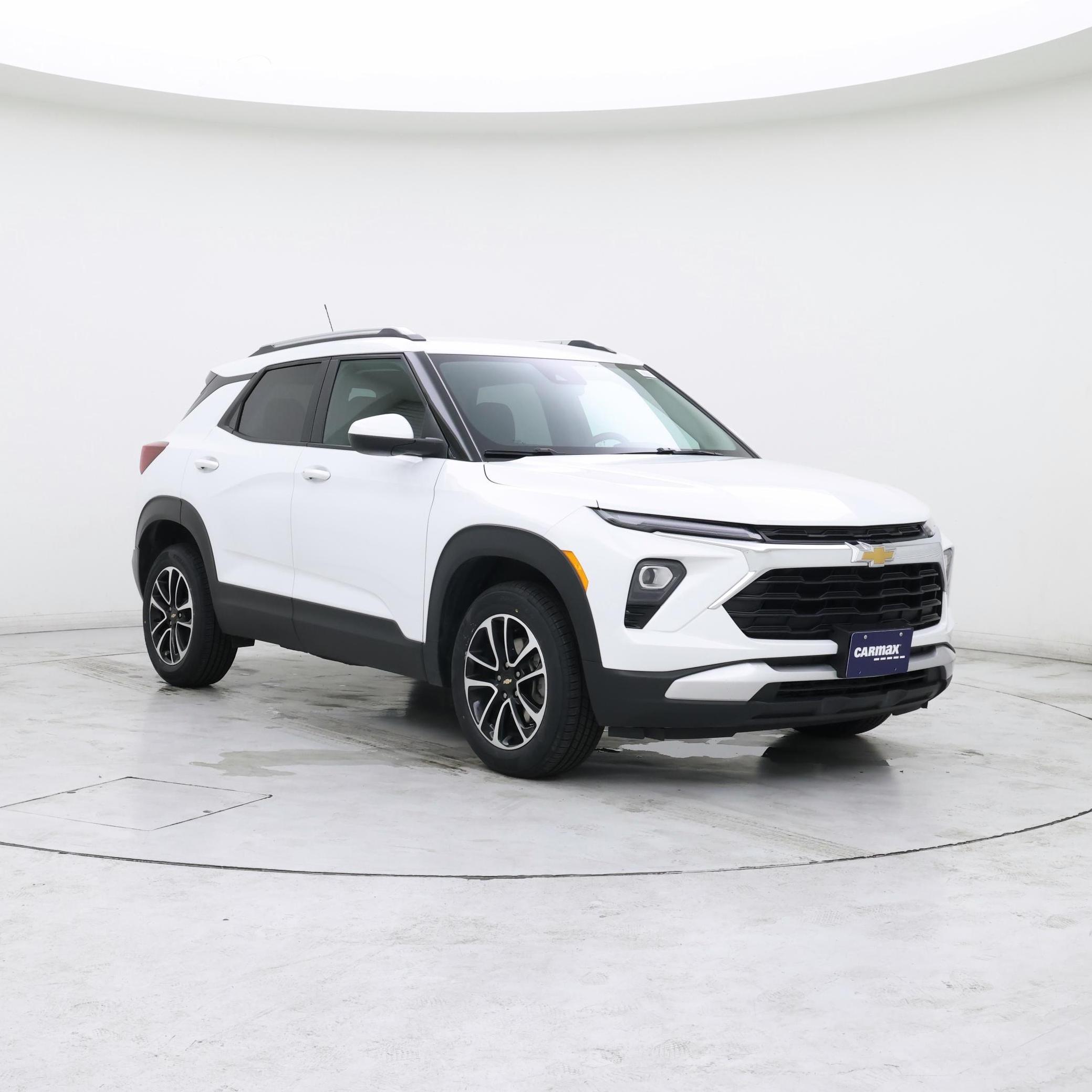 White 2025 Chevrolet Trailblazer SUV / Crossover Four-Wheel Drive Automatic