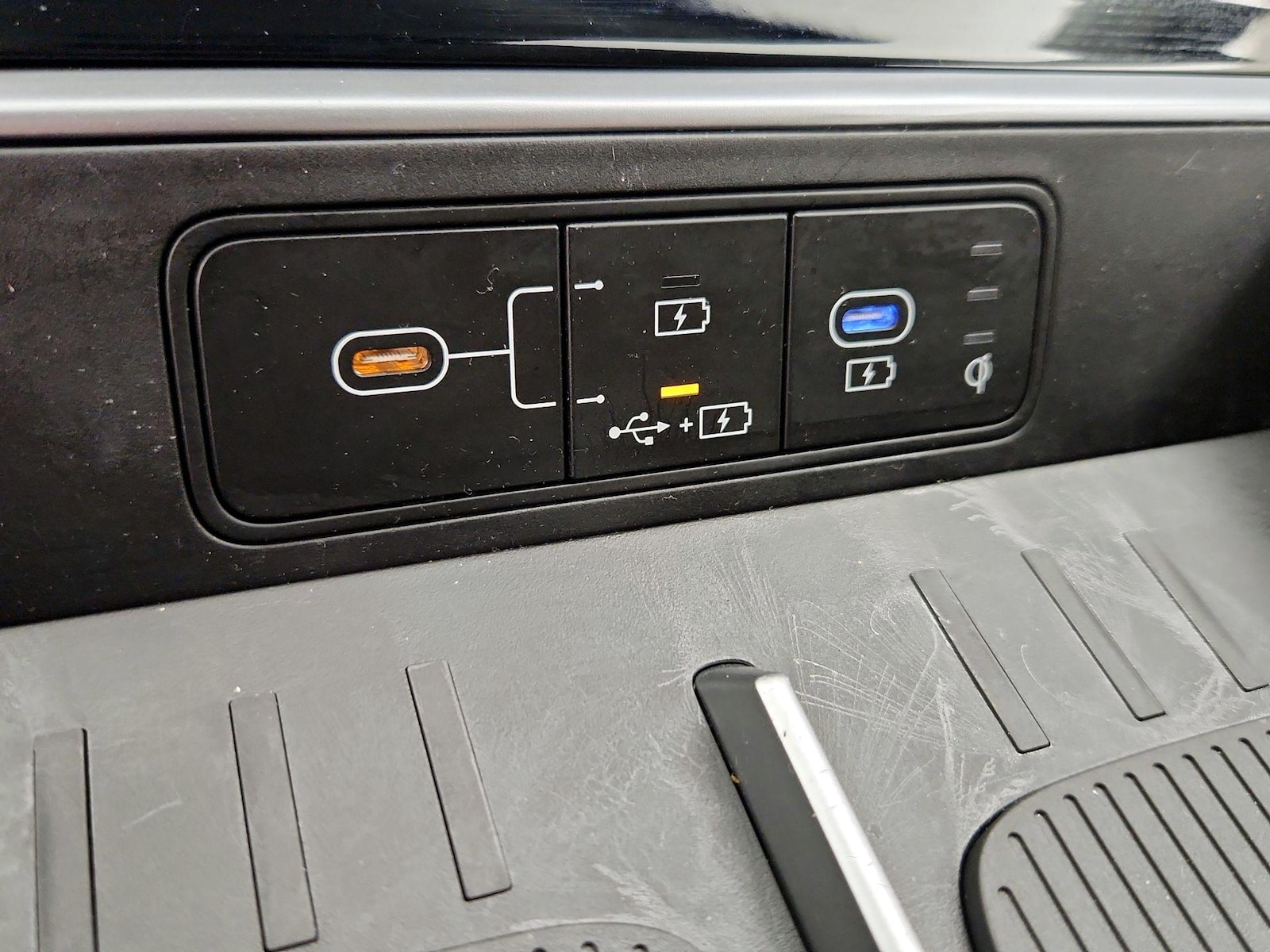 2025 Hyundai Santa Fe SEL - Photo 19