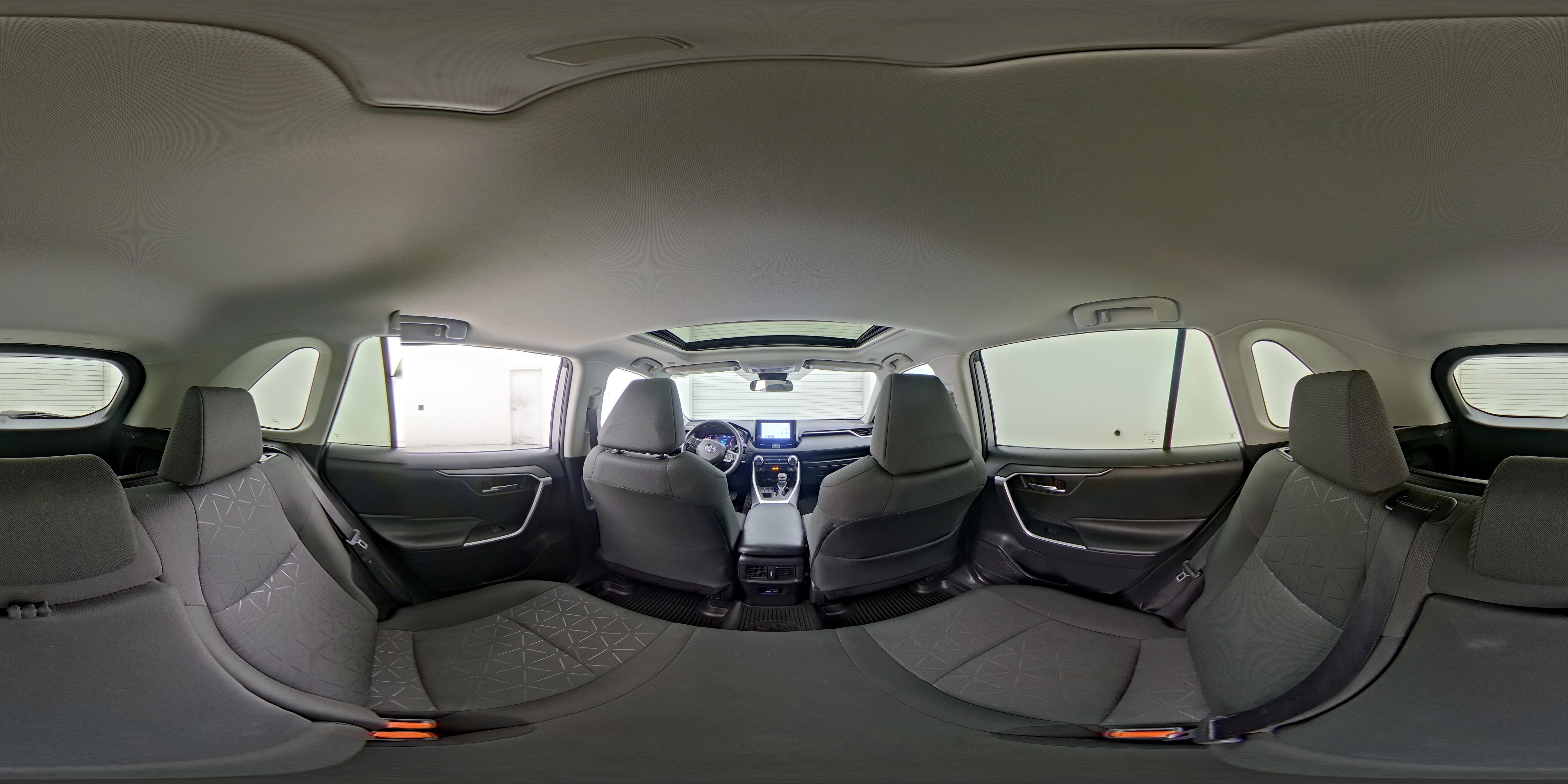 2024 Toyota RAV4 XLE - Photo 26