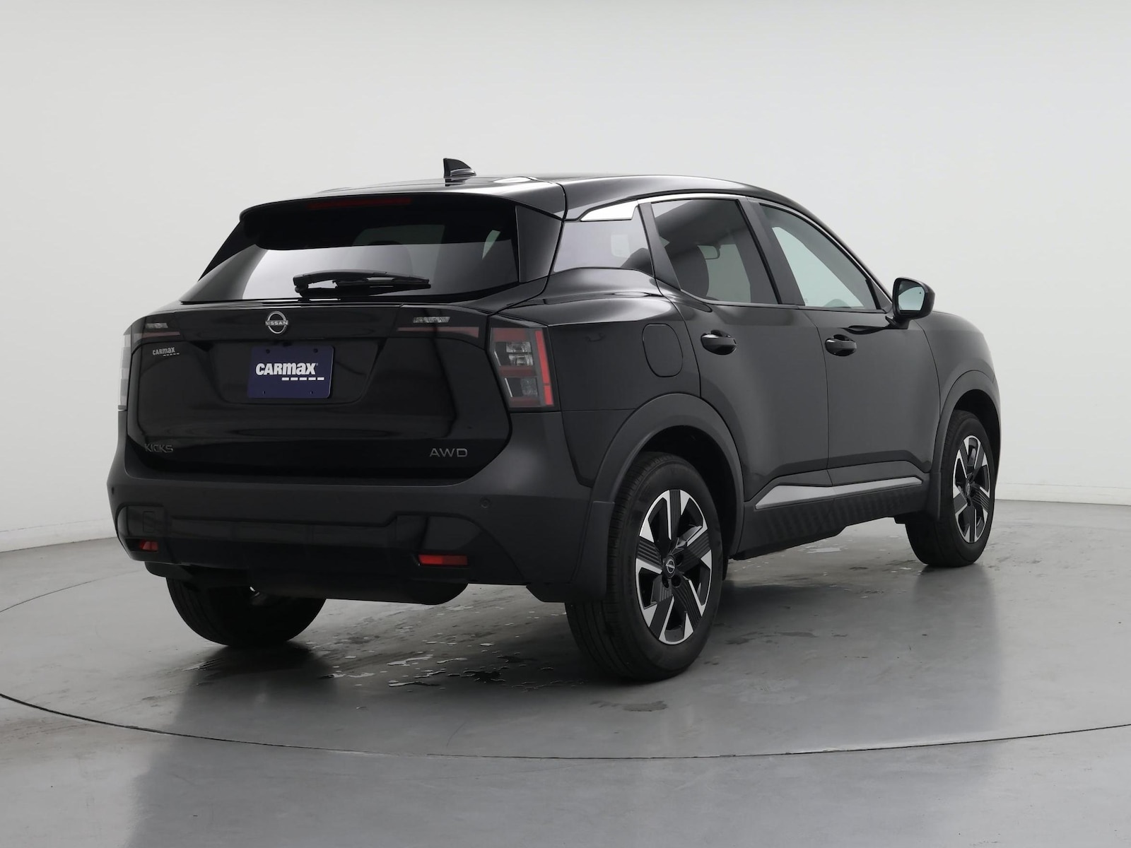 2025 Nissan Kicks SV AWD - Photo 9