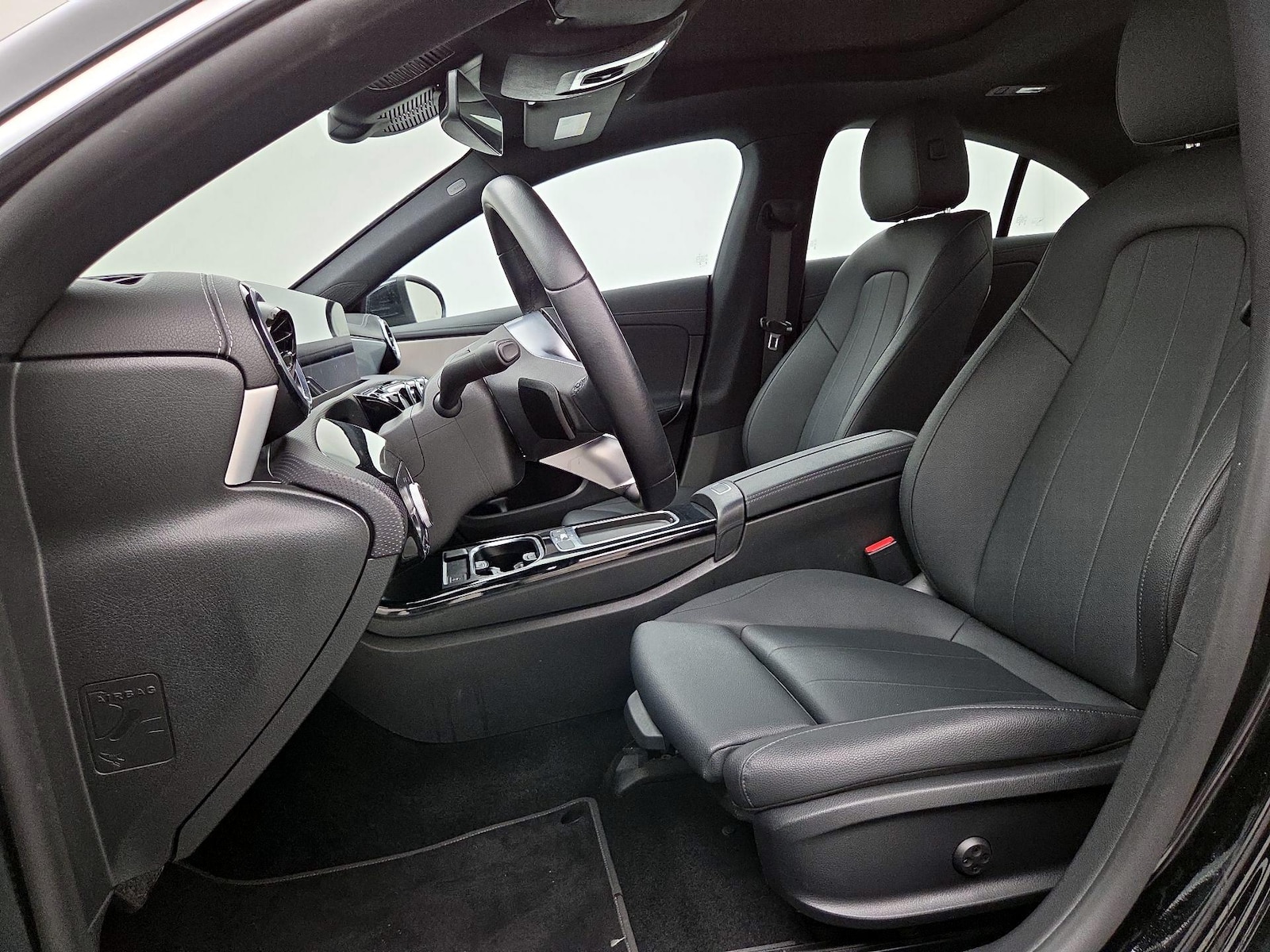 Power Seat(s) & Side Airbags