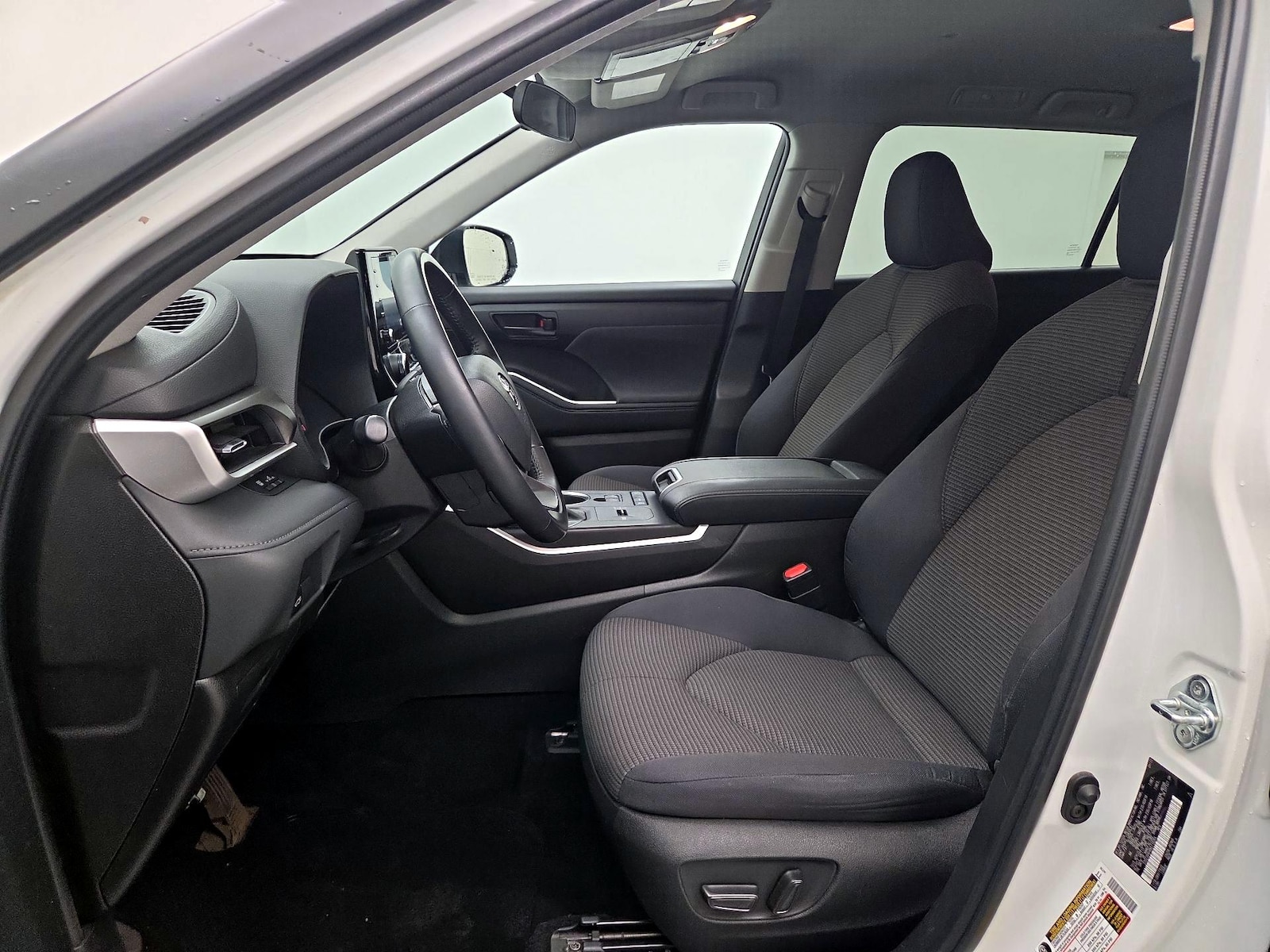 Power Seat(s) & Side Airbags