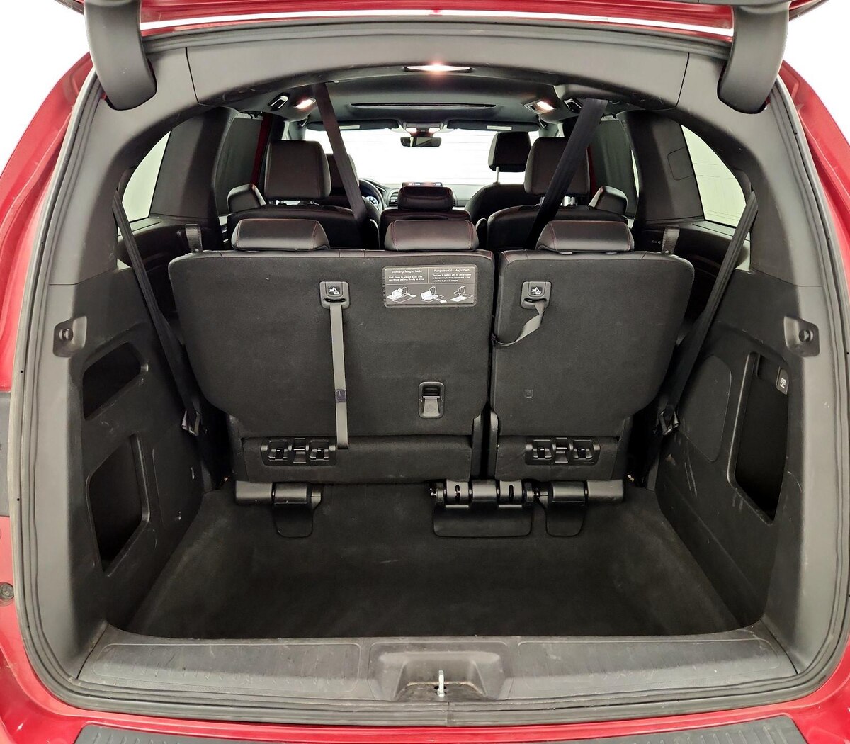 Trunk/Cargo (Seats Up)
