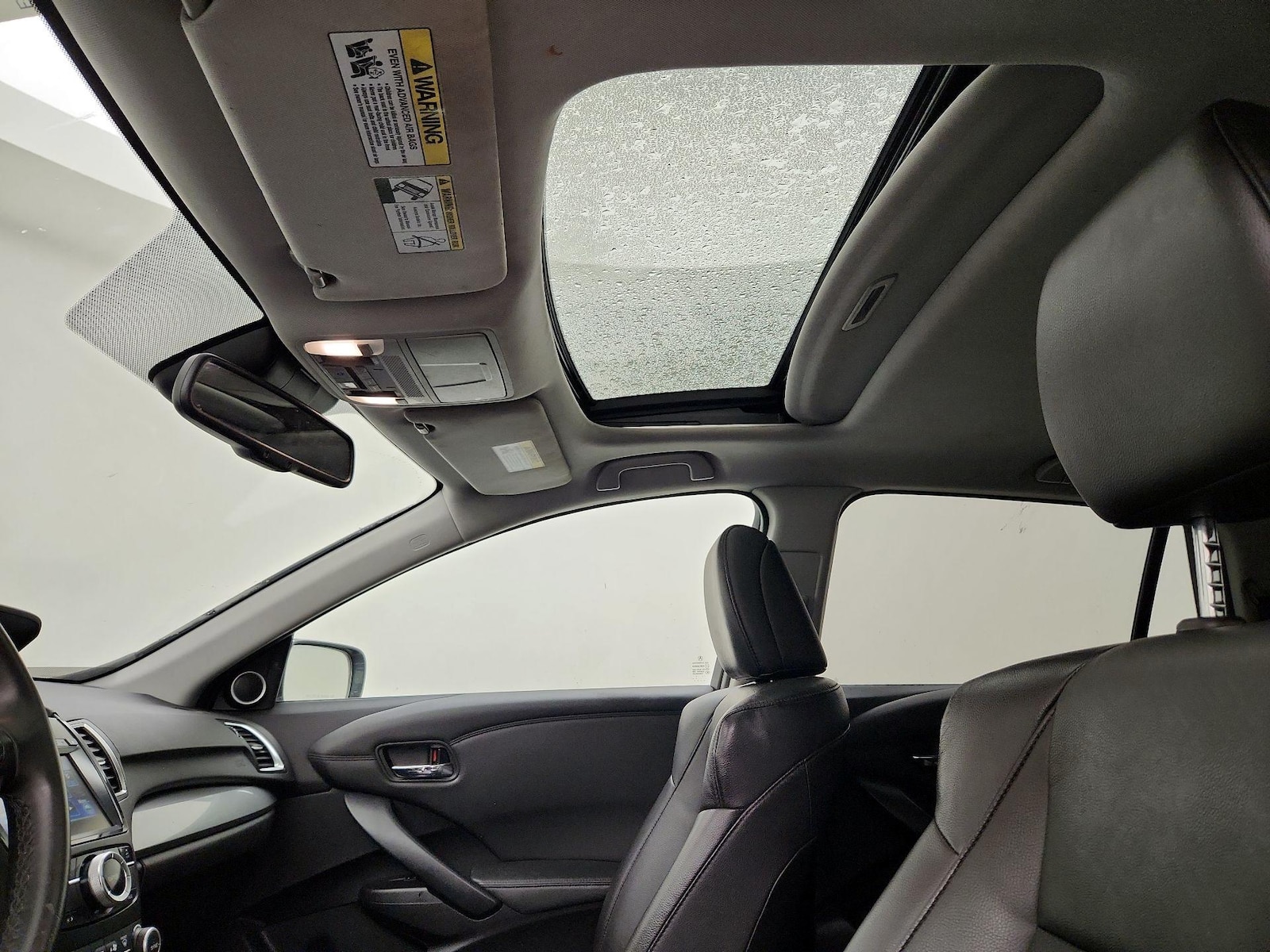 Sunroof(s) & Overhead Airbags