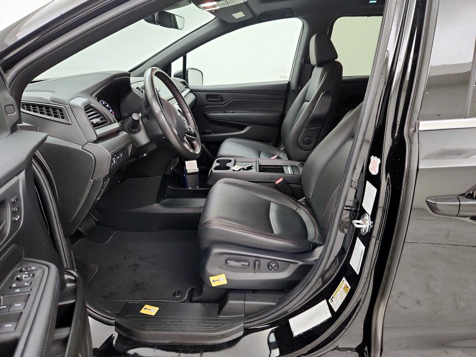 2025 Honda Odyssey Sport L - Photo 12