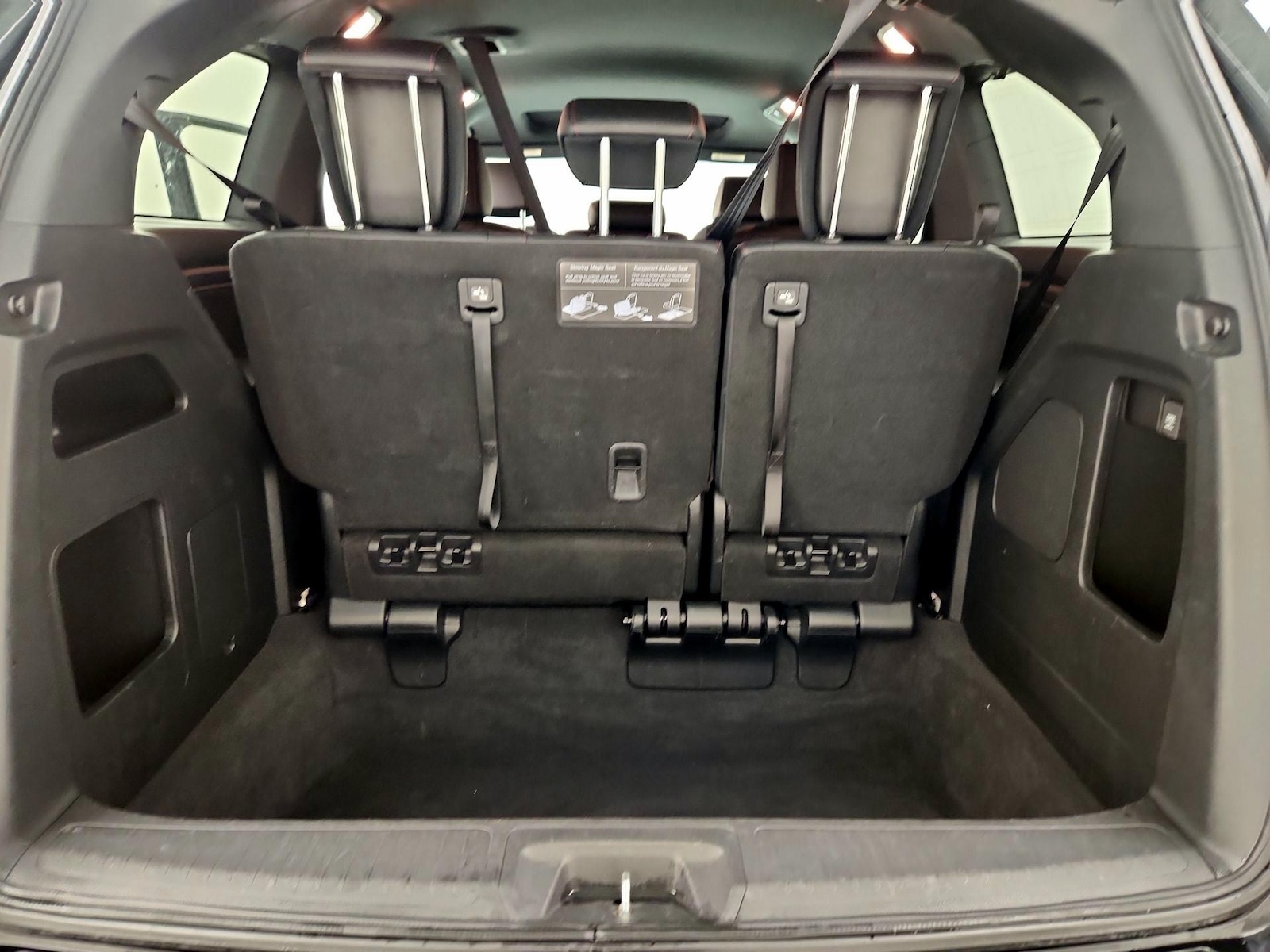 2025 Honda Odyssey Sport L - Photo 23