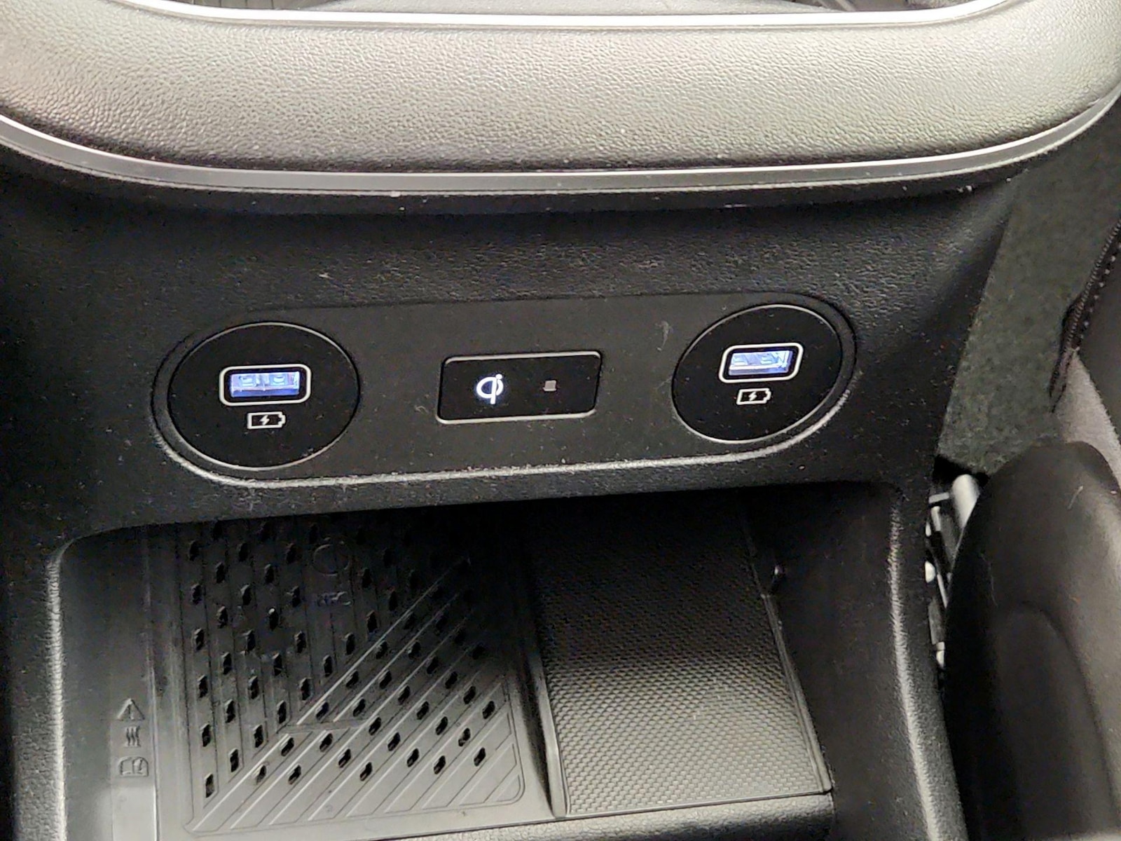 2024 Hyundai IONIQ 5 Limited - Photo 20