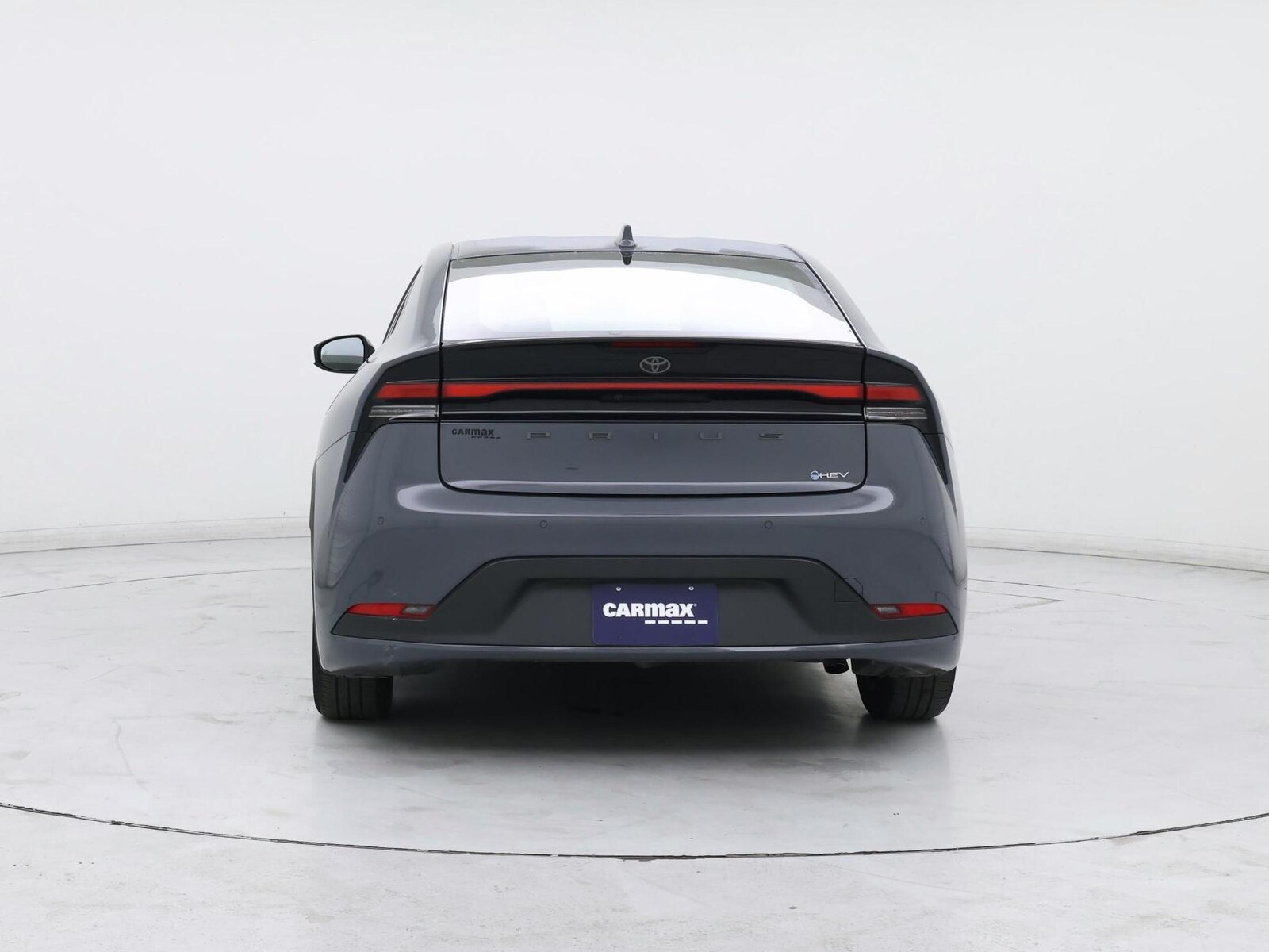 2025 Toyota Prius LE - Photo 7