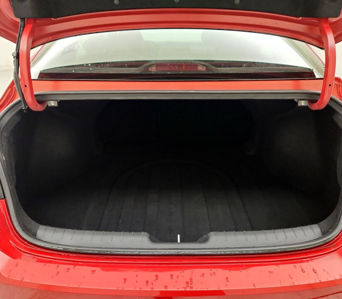 Trunk/Cargo (Seats Up)