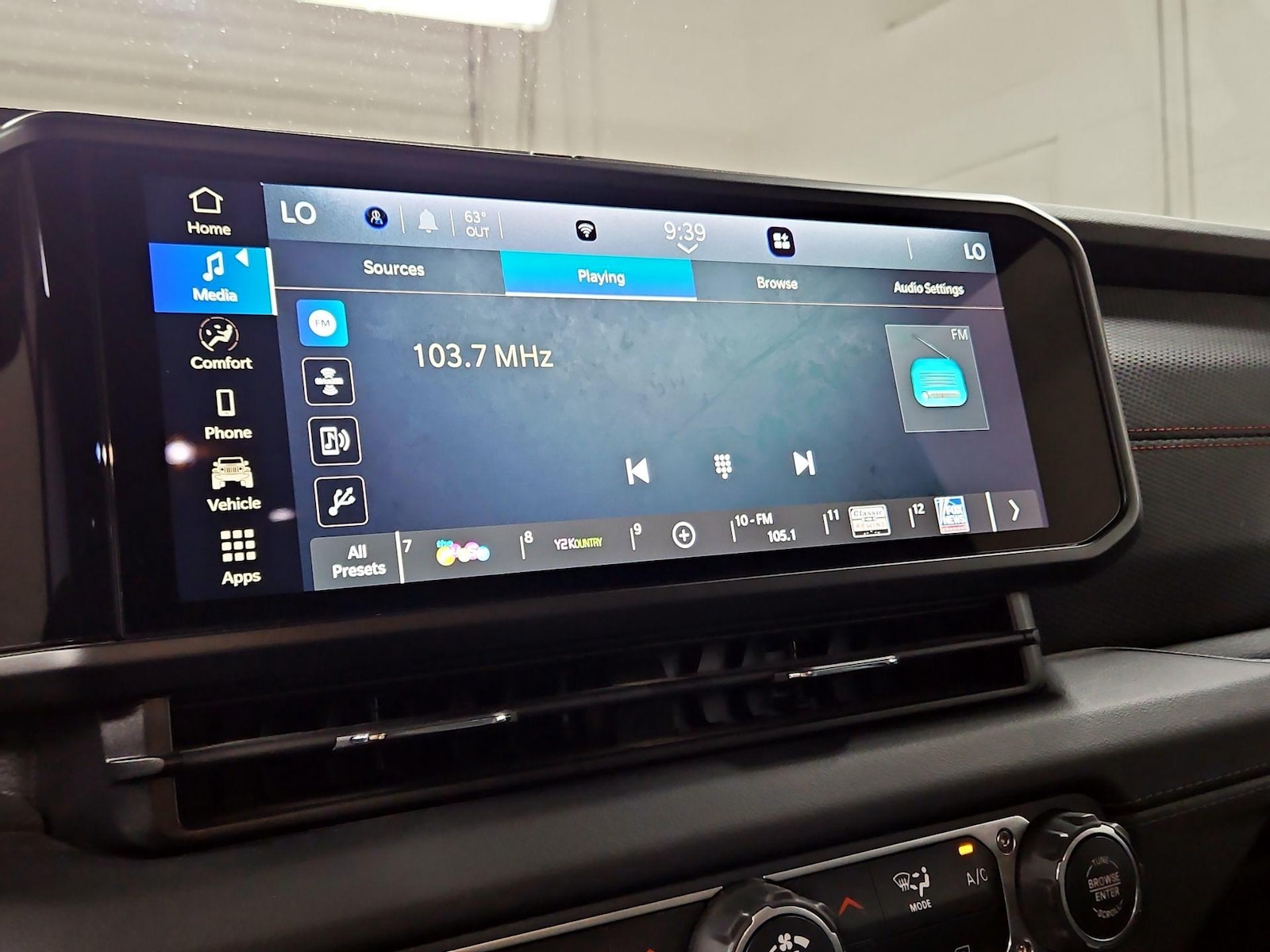 2025 Jeep Wrangler 4-Door Rubicon - Photo 16