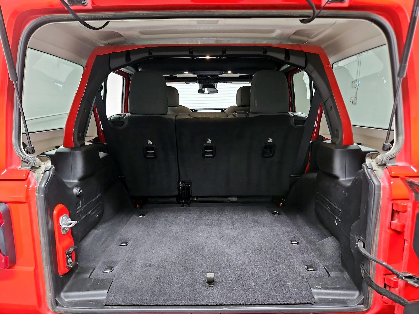 2025 Jeep Wrangler 4-Door Rubicon - Photo 21