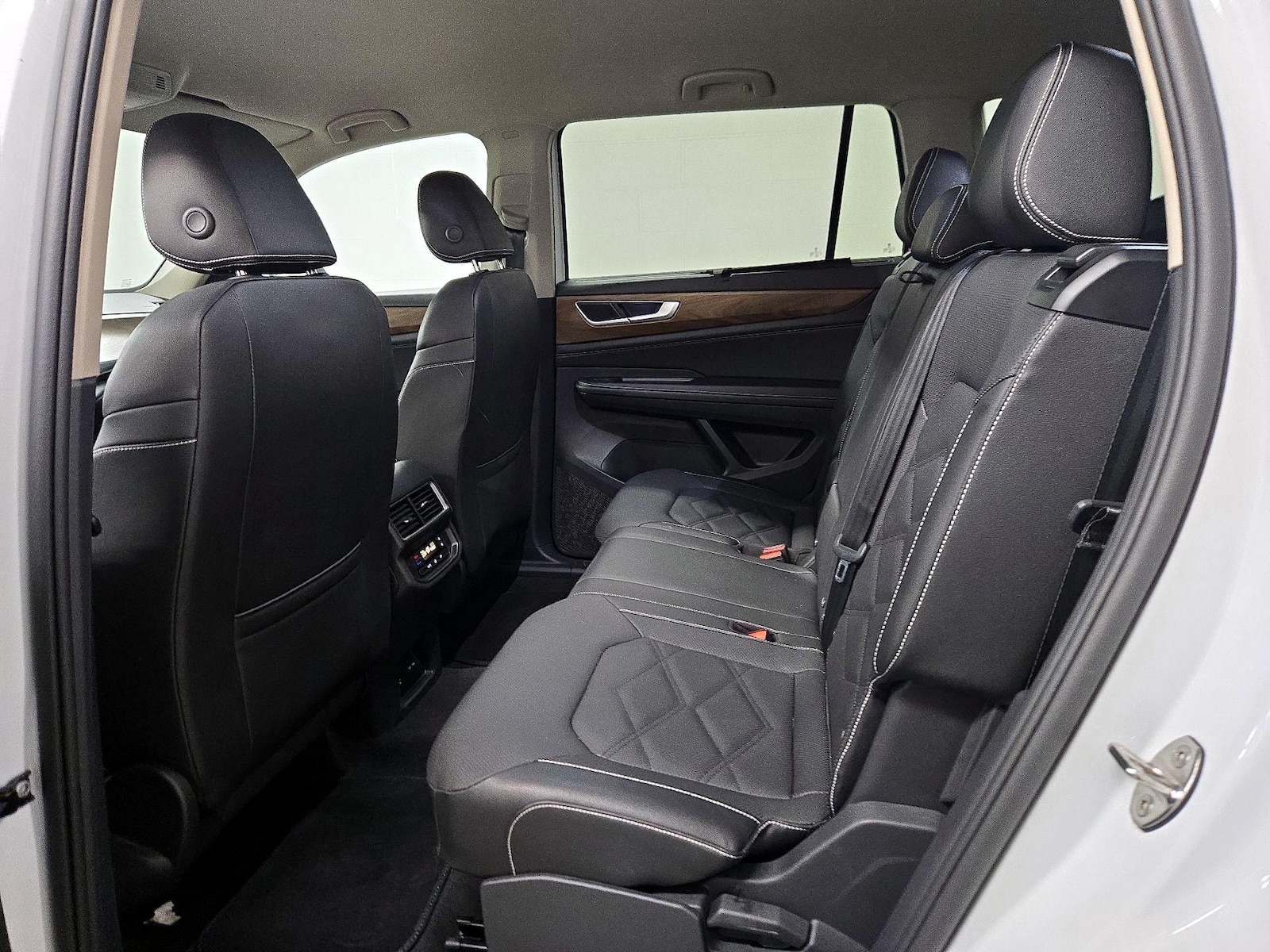 Rear Air Conditioning