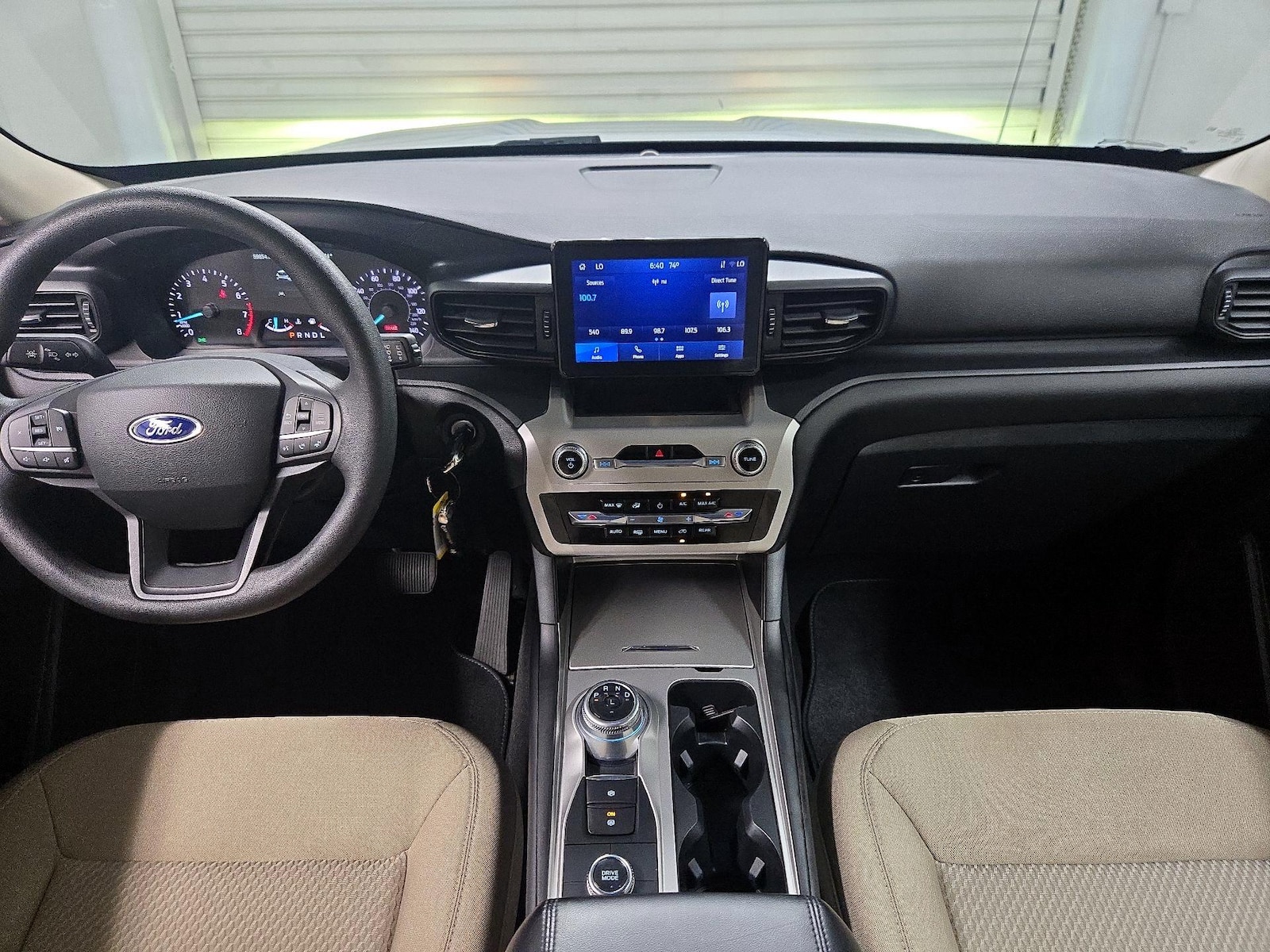 2022 Ford Explorer Base - Photo 10