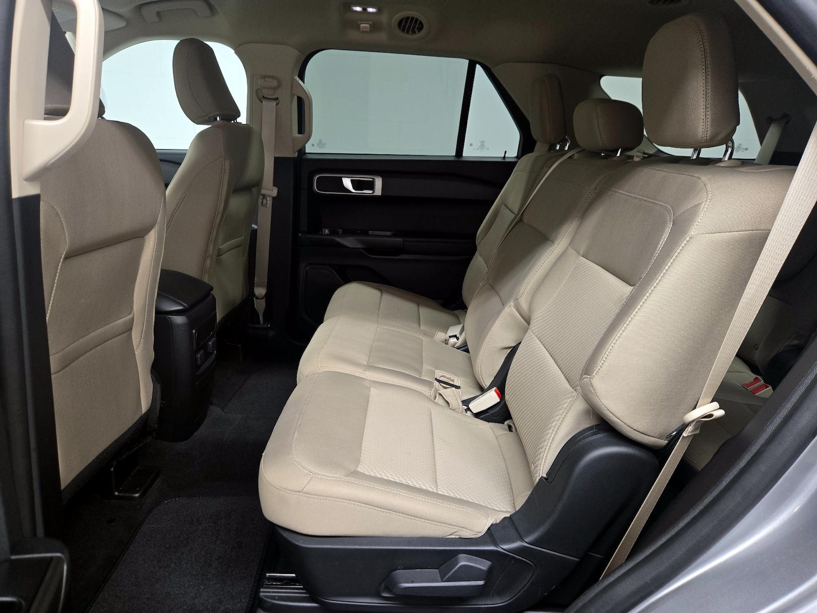 2022 Ford Explorer Base - Photo 20