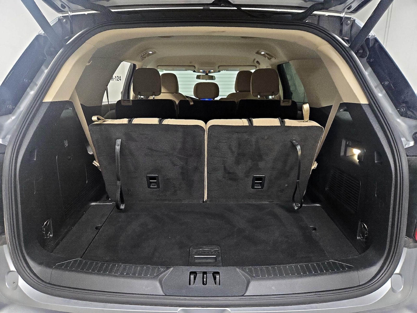 2022 Ford Explorer Base - Photo 22