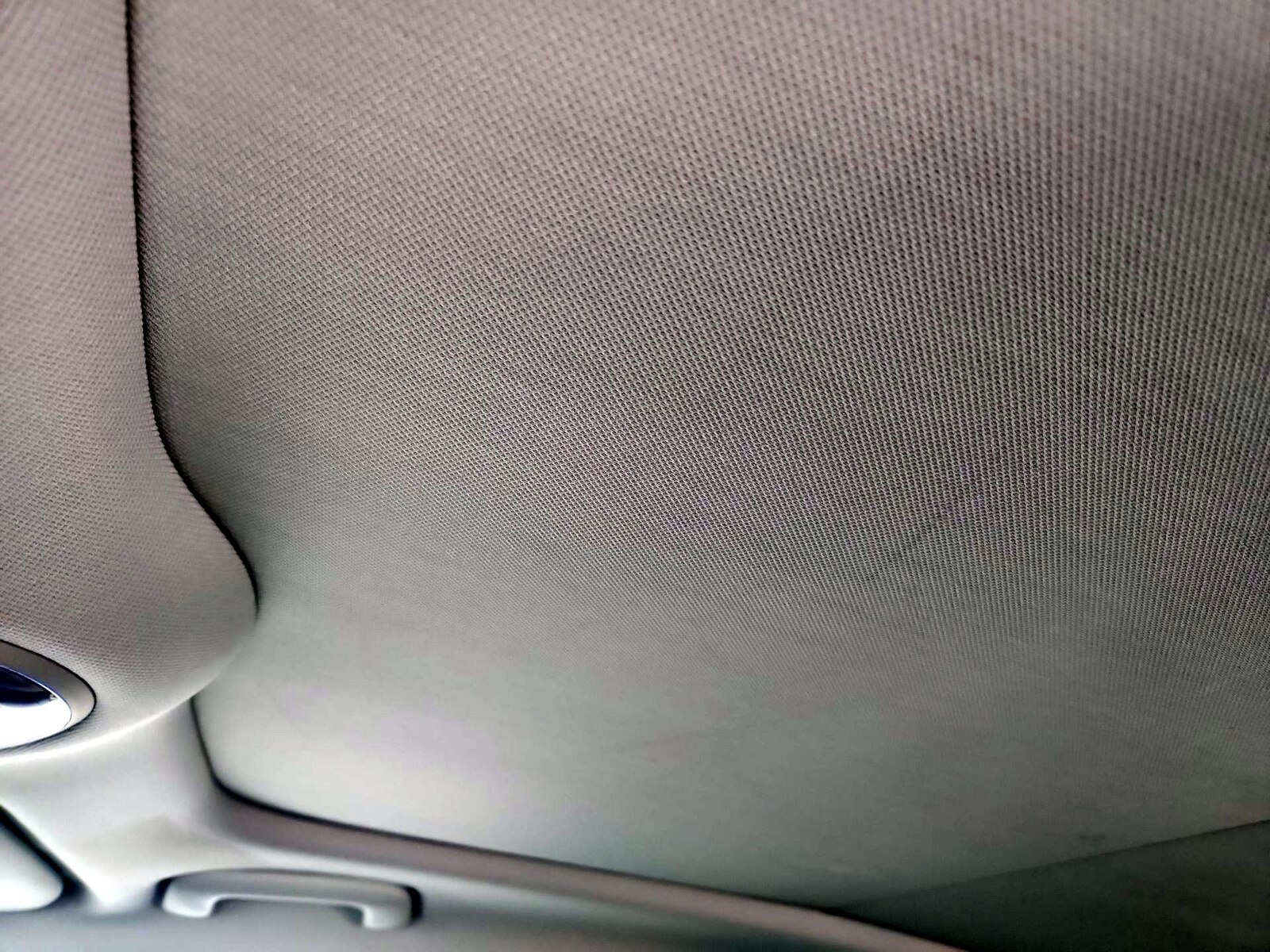 Skylight(s) & Overhead Airbags