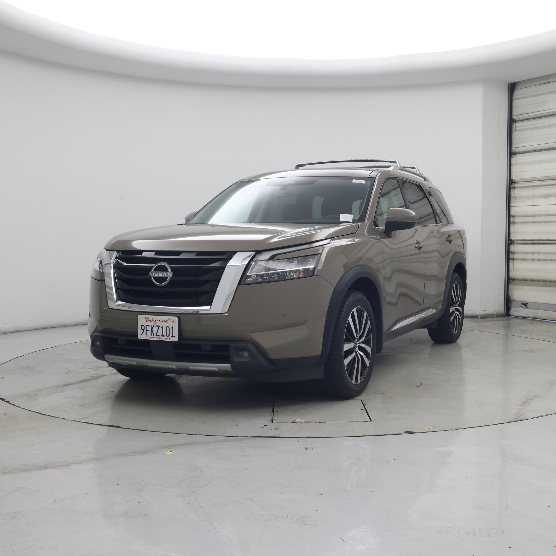 Thumbnail: 2023 Nissan Pathfinder - 4