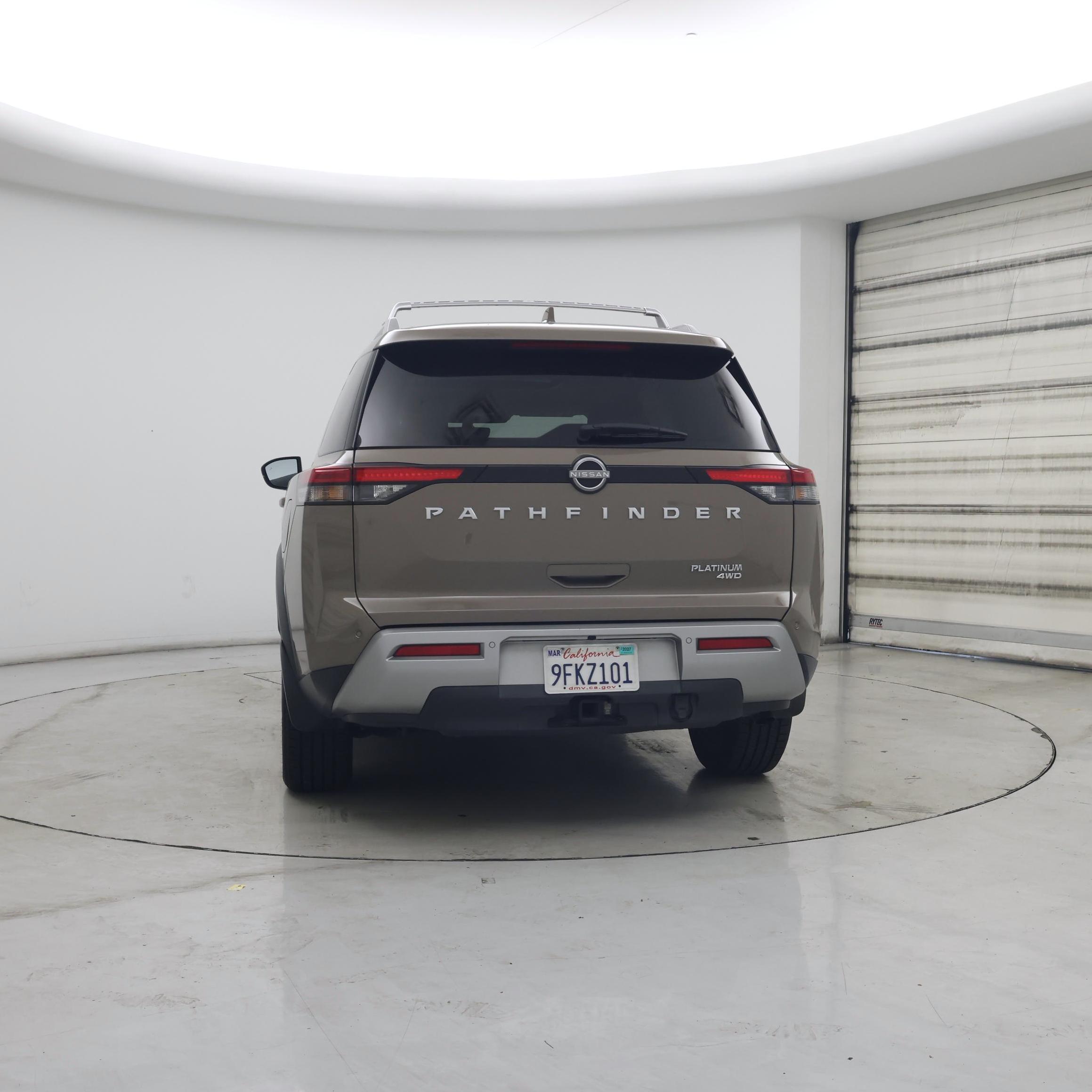 Thumbnail: 2023 Nissan Pathfinder - 6