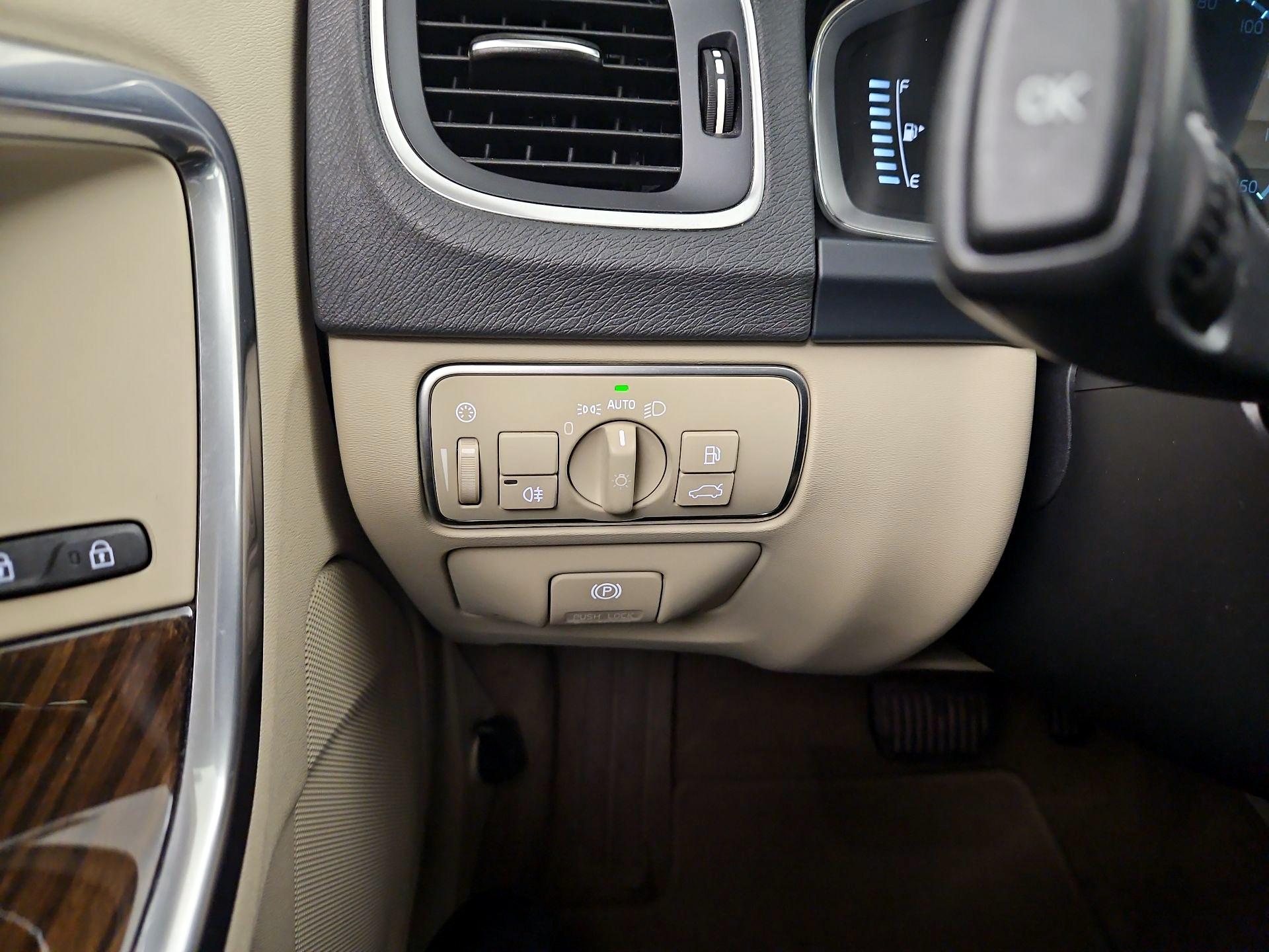 Thumbnail: 2015 Volvo S60 - 13