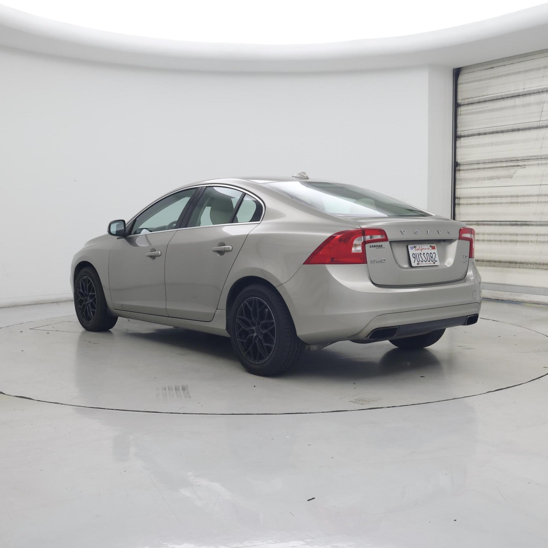 Thumbnail: 2015 Volvo S60 - 2