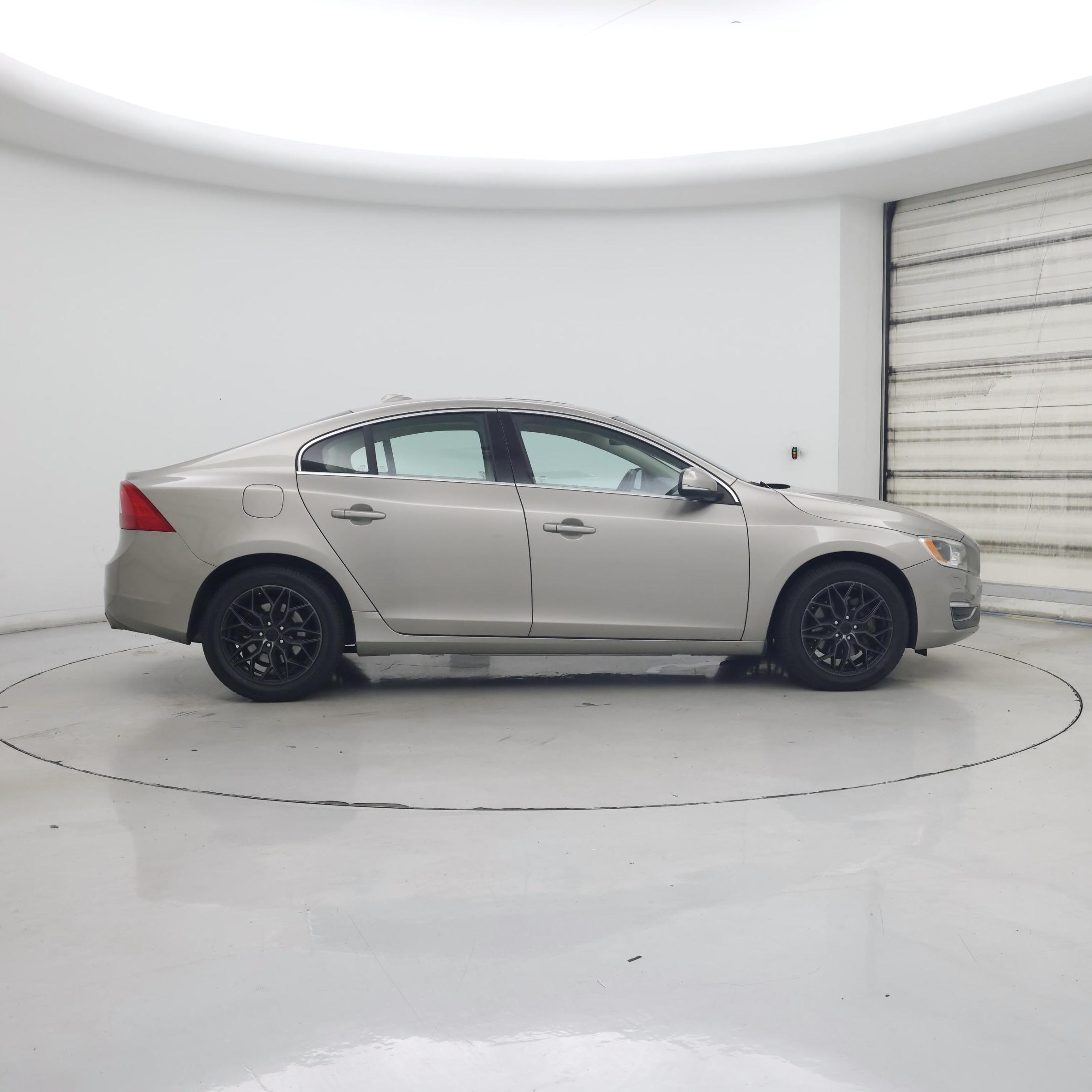 Thumbnail: 2015 Volvo S60 - 7