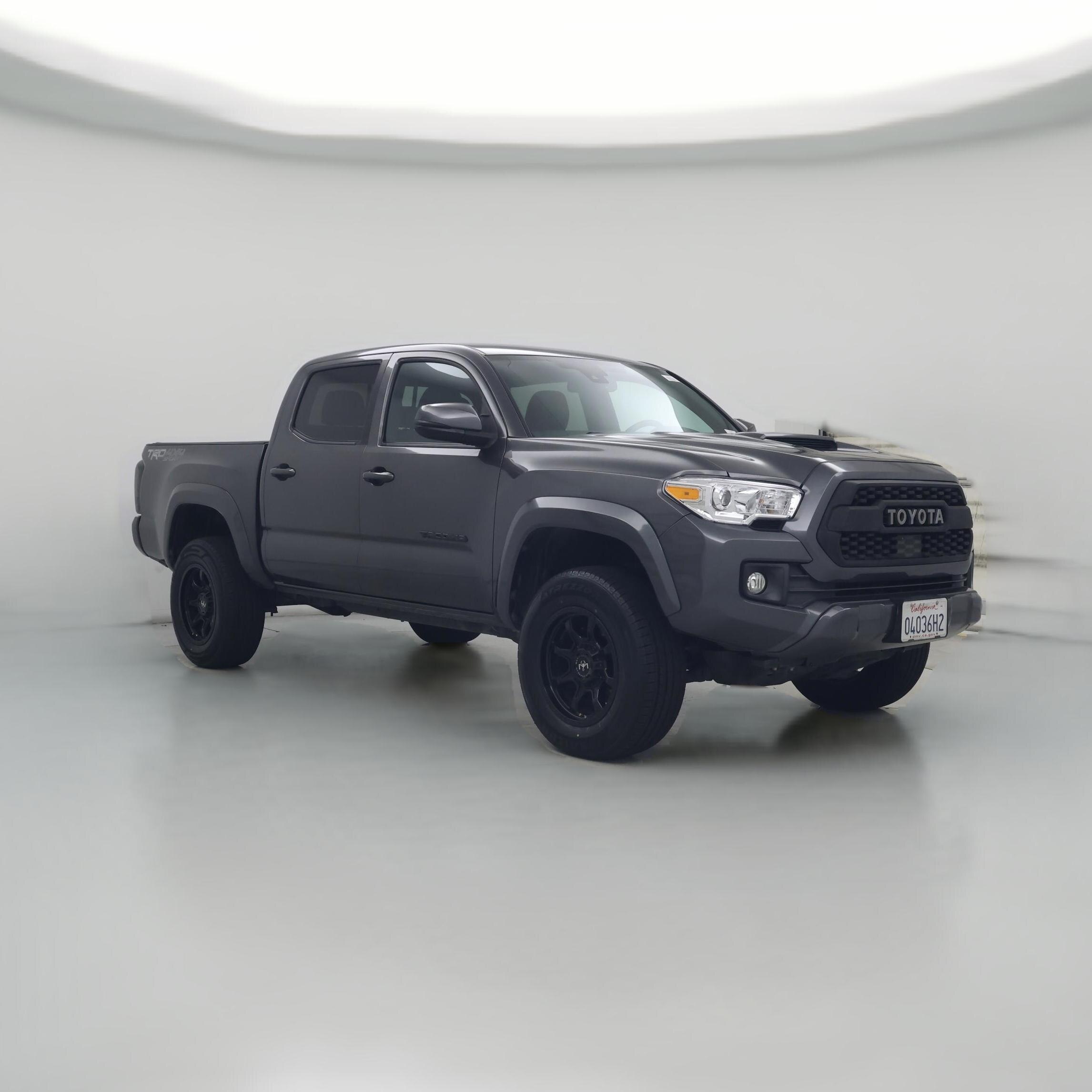 Thumbnail: 2018 Toyota Tacoma - 1