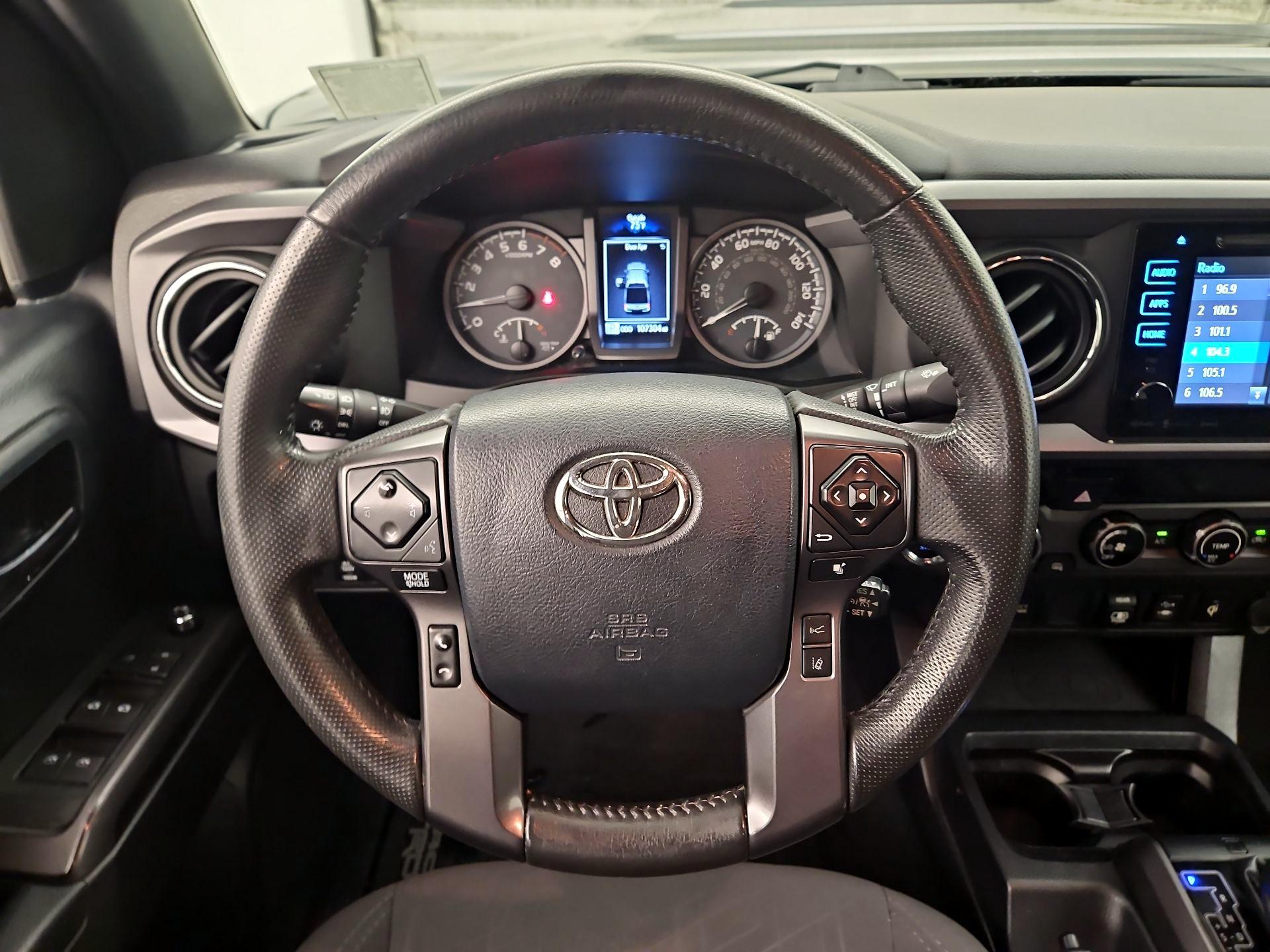 Thumbnail: 2018 Toyota Tacoma - 10