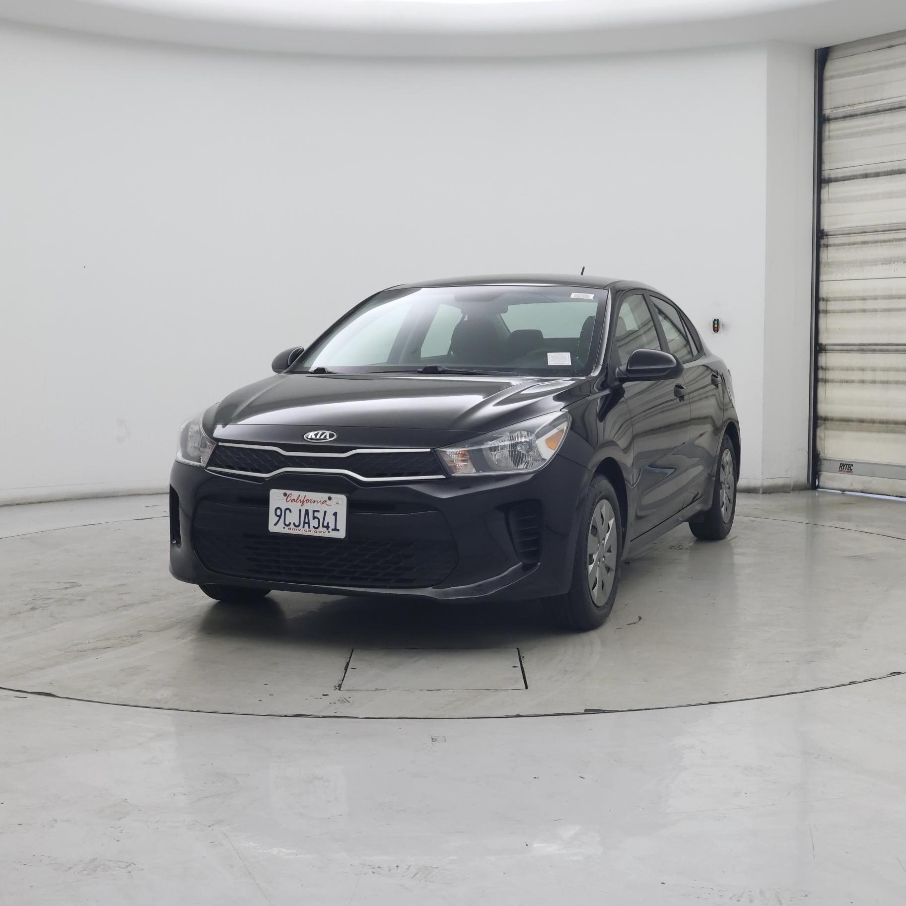Thumbnail: 2020 Kia Rio - 4