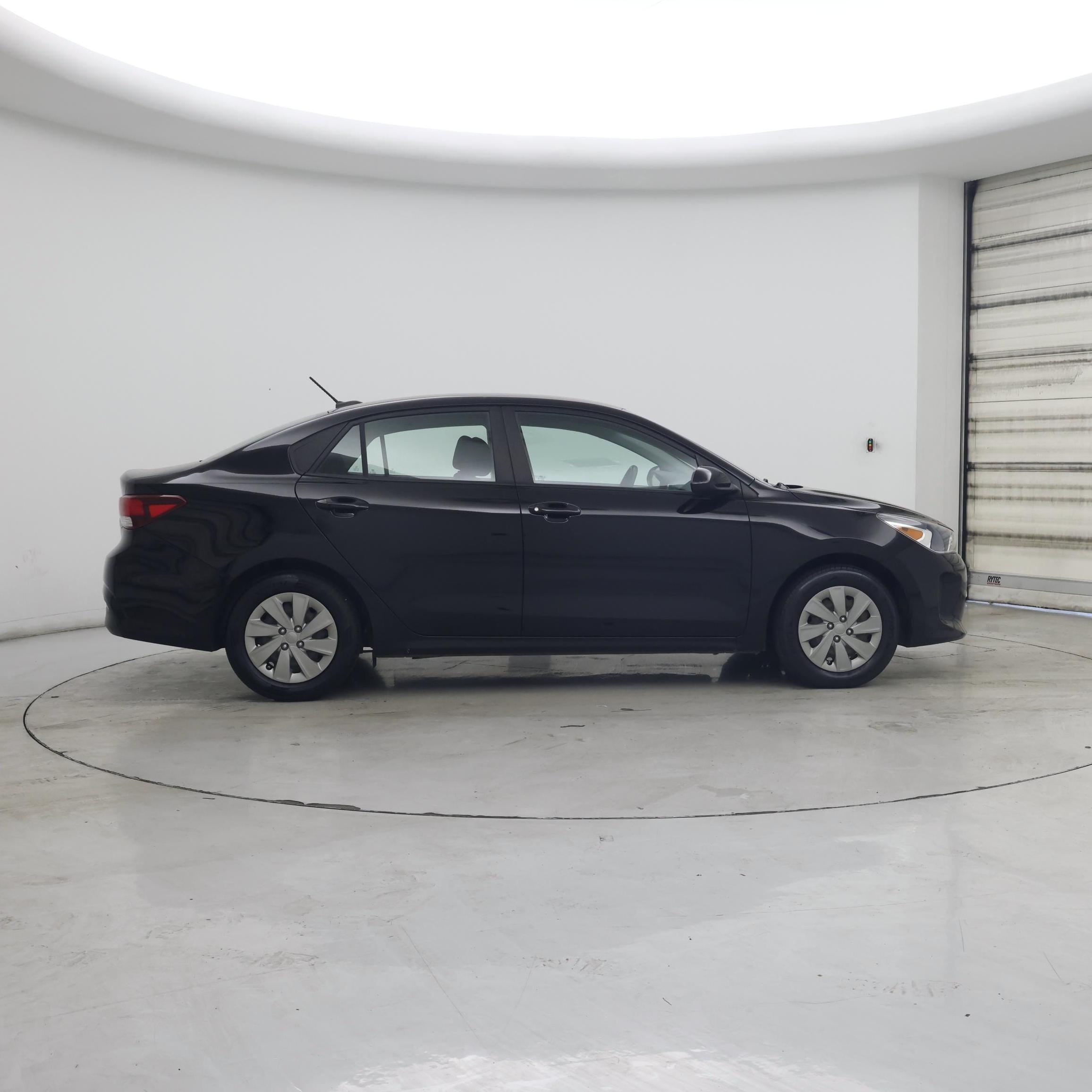 Thumbnail: 2020 Kia Rio - 7