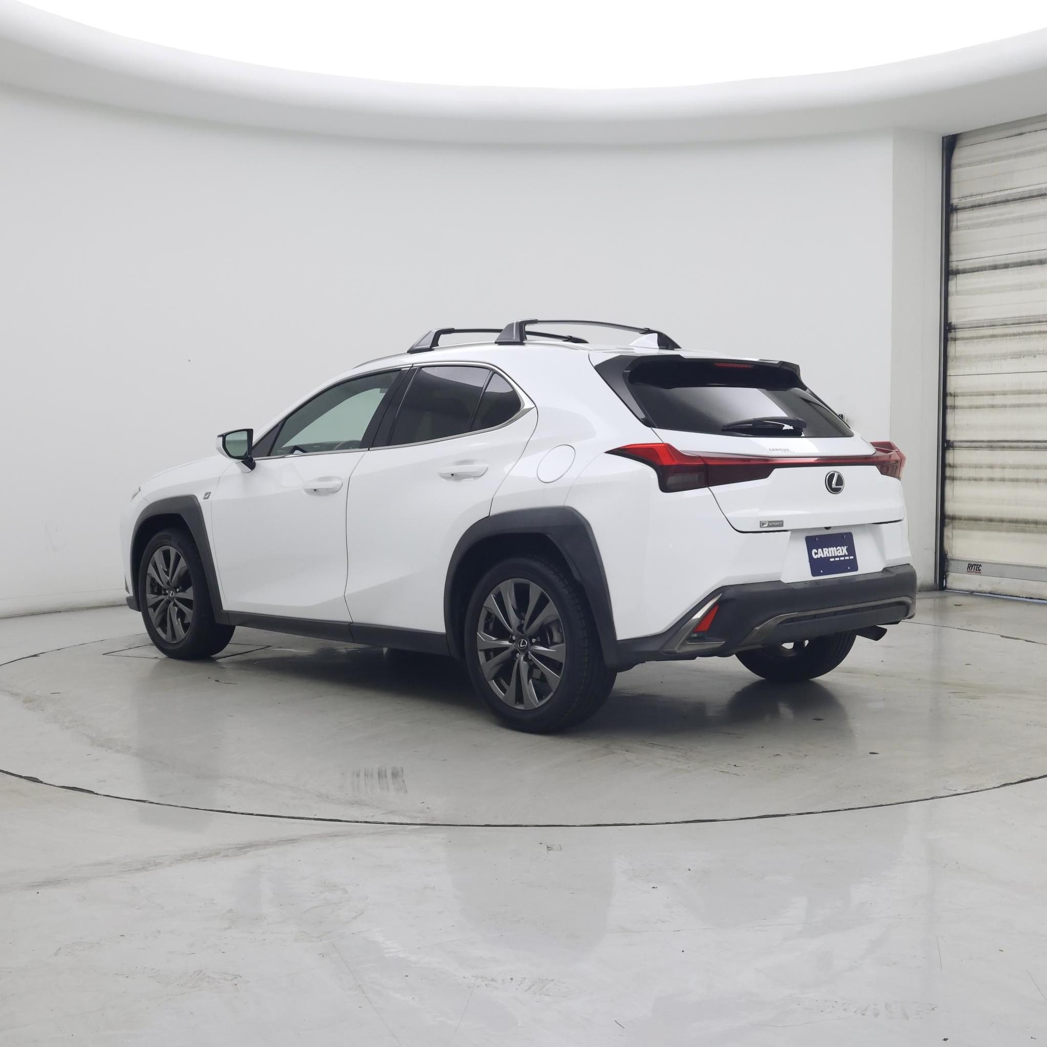 Thumbnail: 2019 Lexus UX - 2