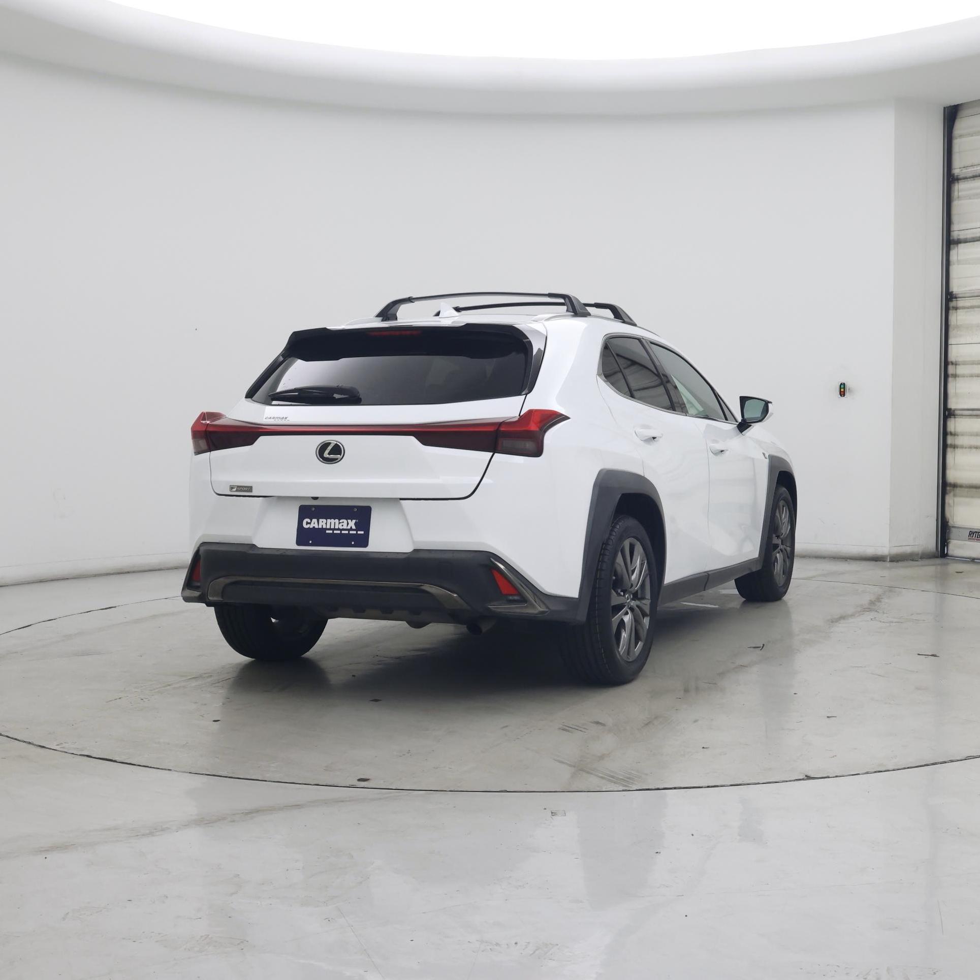 Thumbnail: 2019 Lexus UX - 8