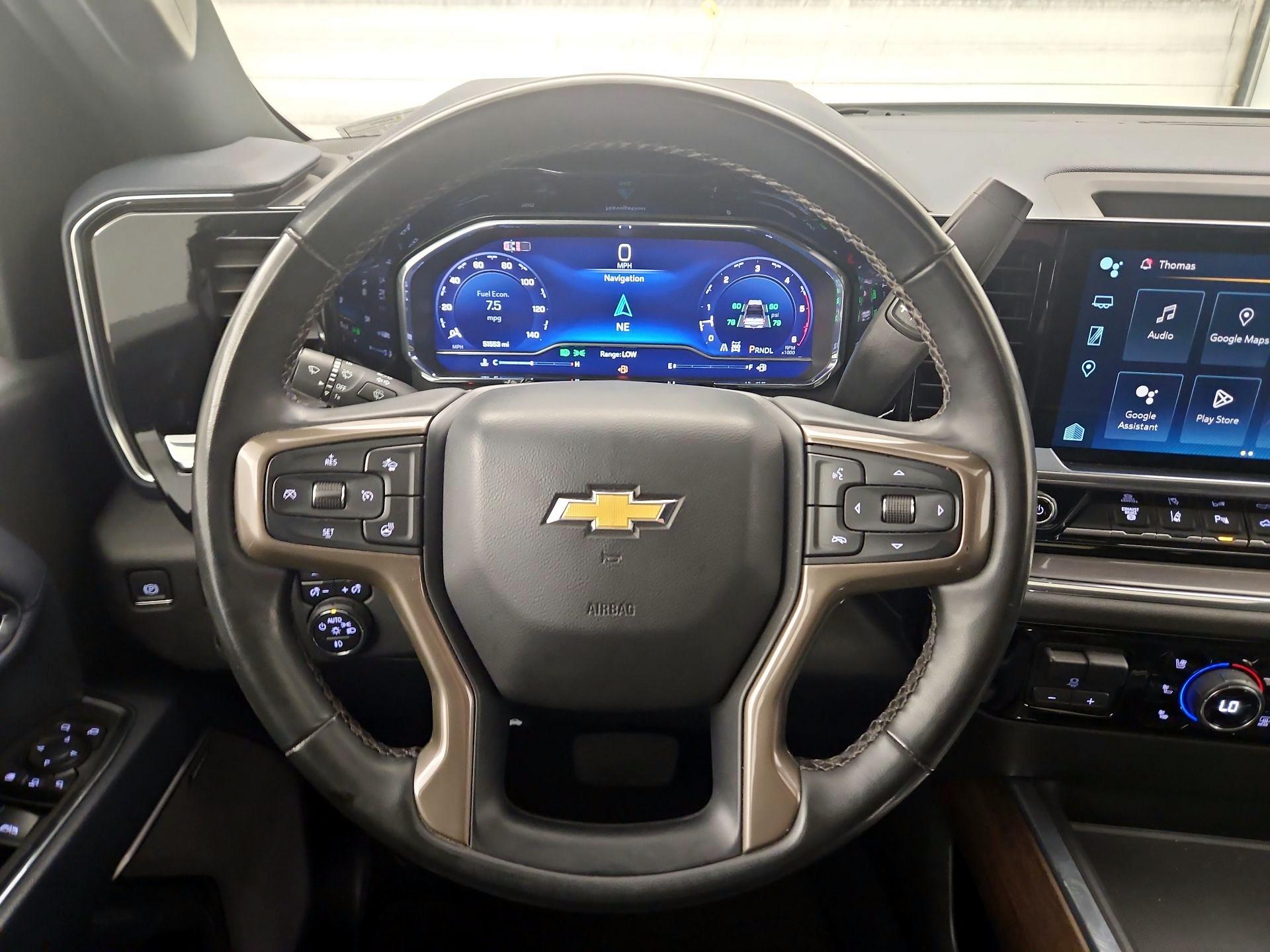 Thumbnail: 2024 Chevrolet Silverado 3500 - 10
