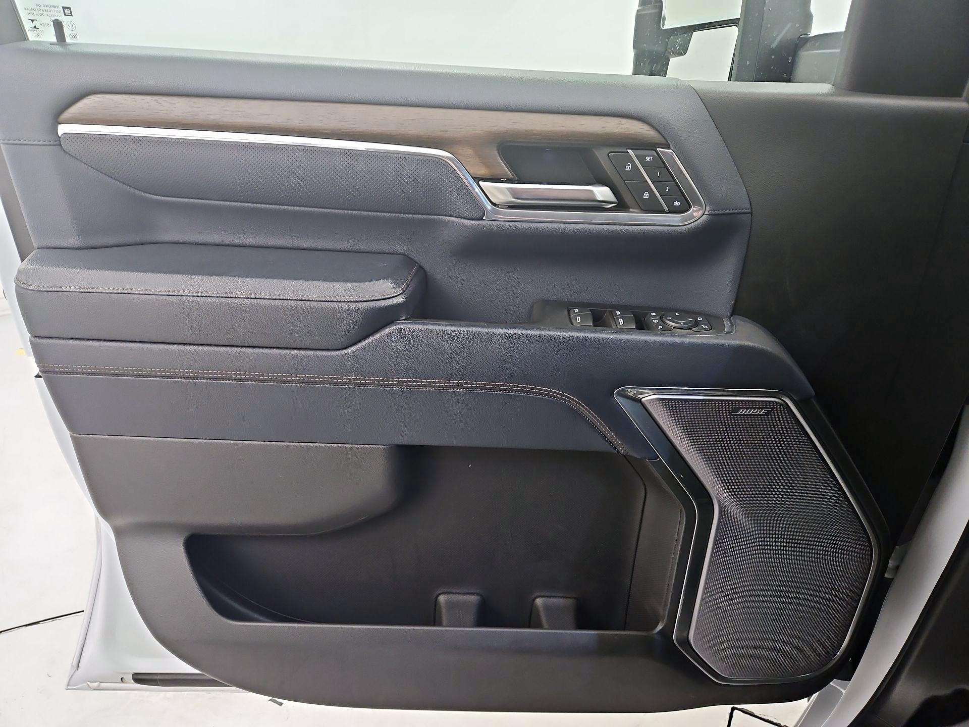 Thumbnail: 2024 Chevrolet Silverado 3500 - 12