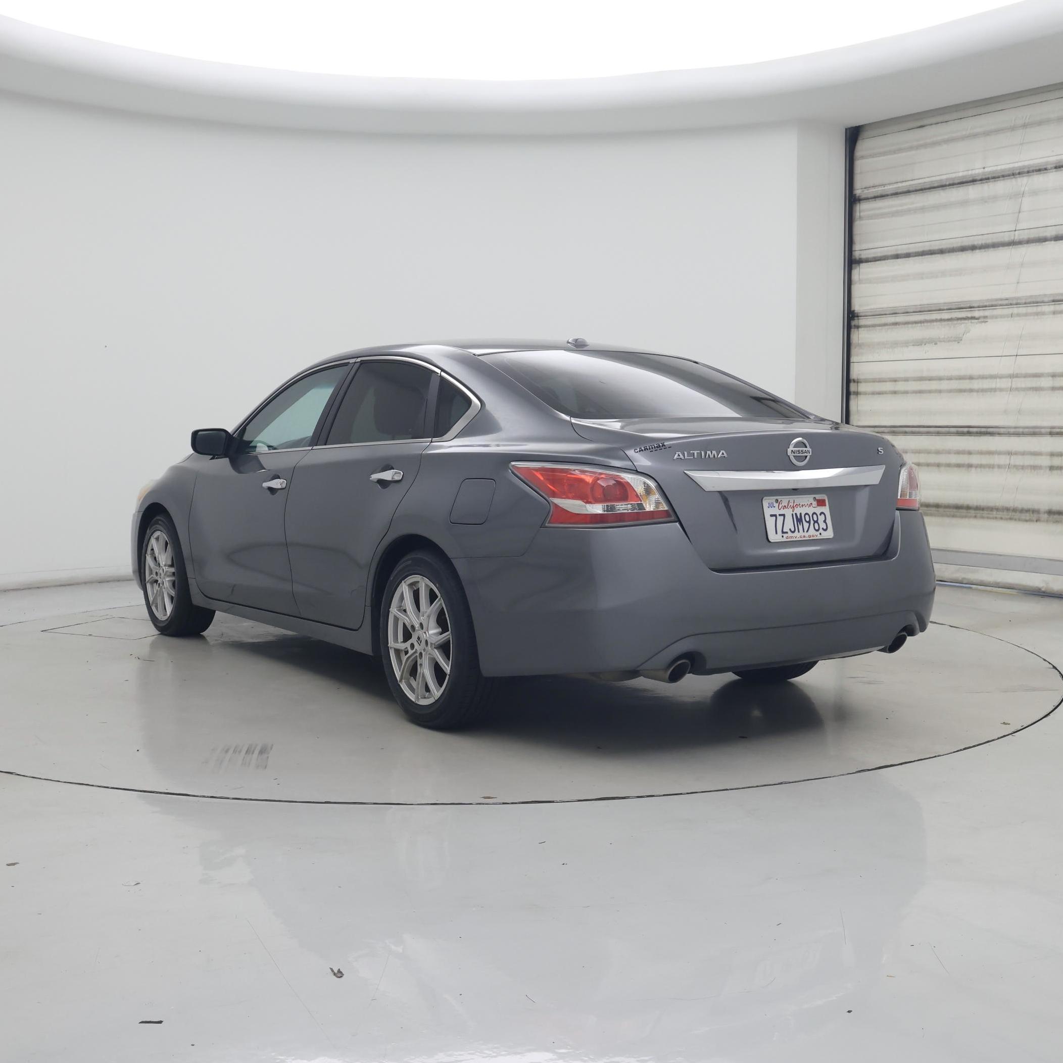 Thumbnail: 2015 Nissan Altima - 2
