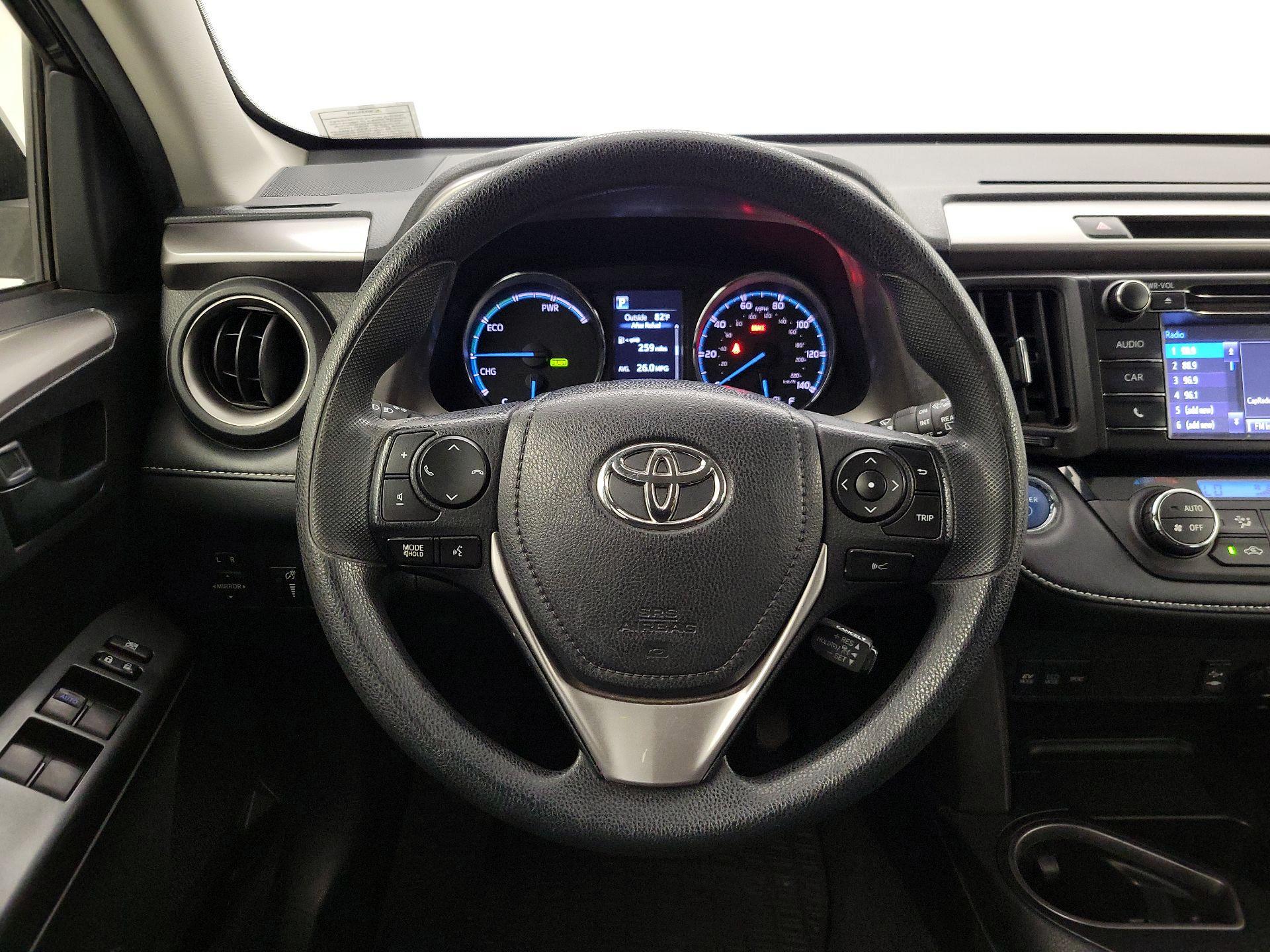 Thumbnail: 2018 Toyota RAV4 - 10