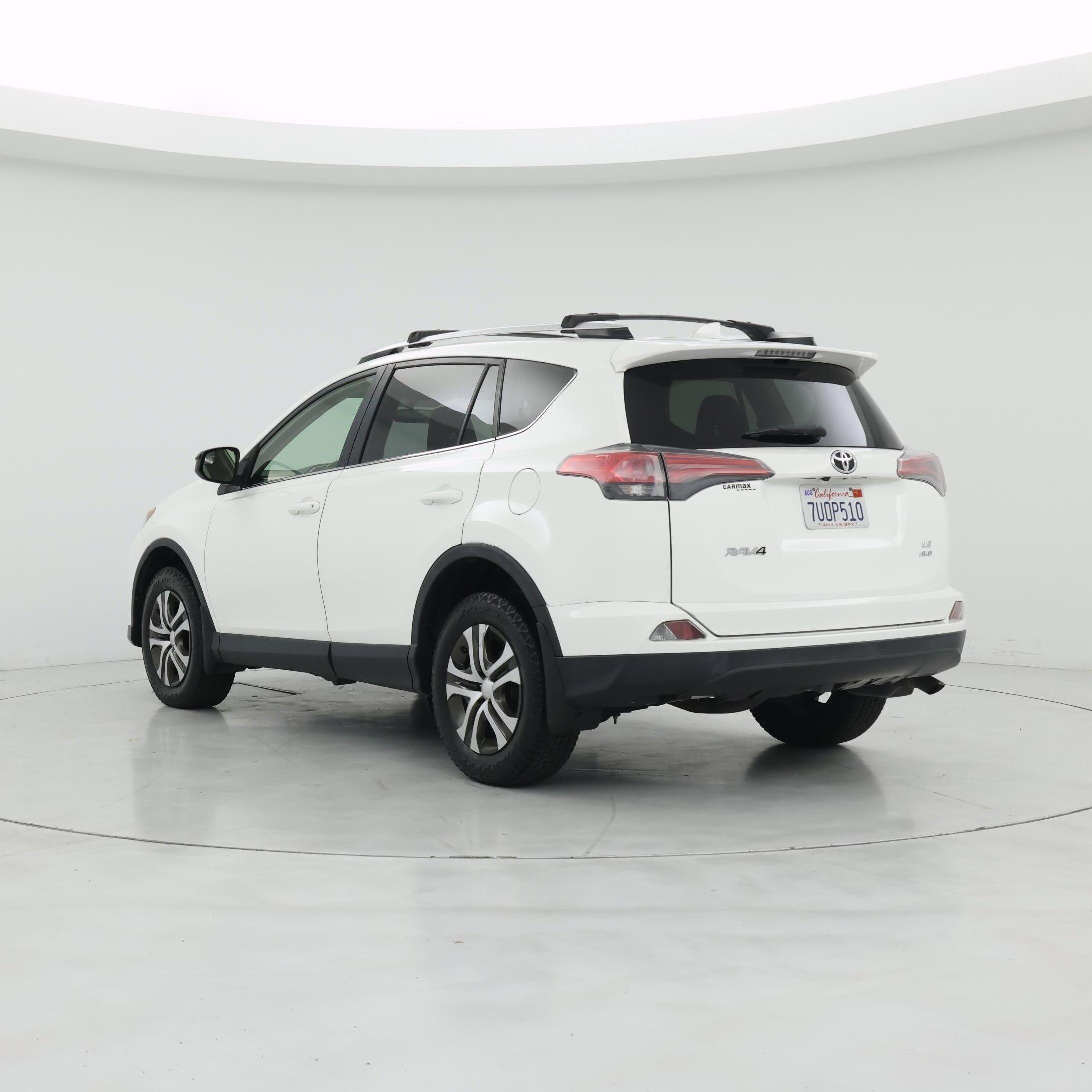 Thumbnail: 2016 Toyota RAV4 - 2