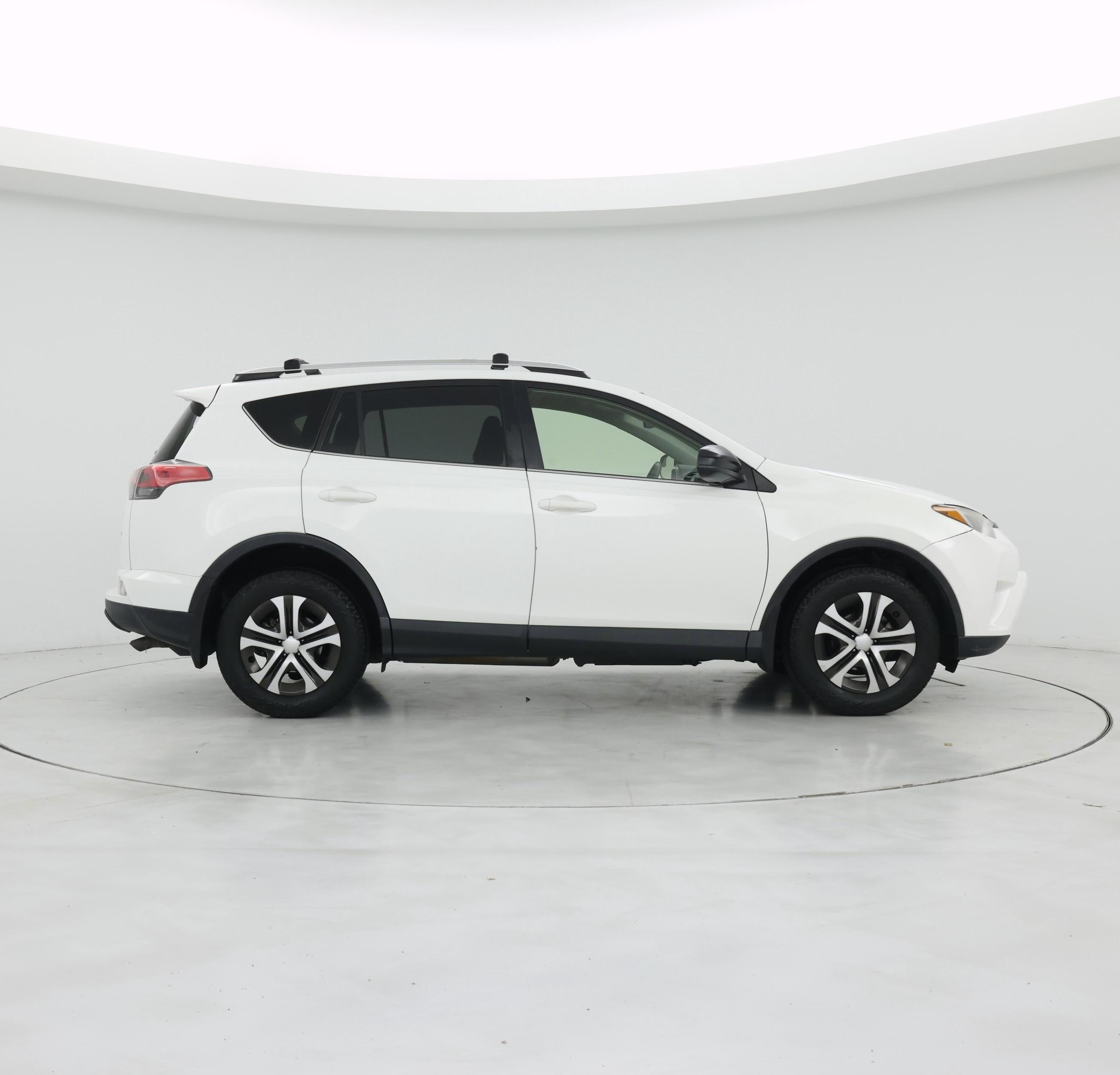 Thumbnail: 2016 Toyota RAV4 - 7