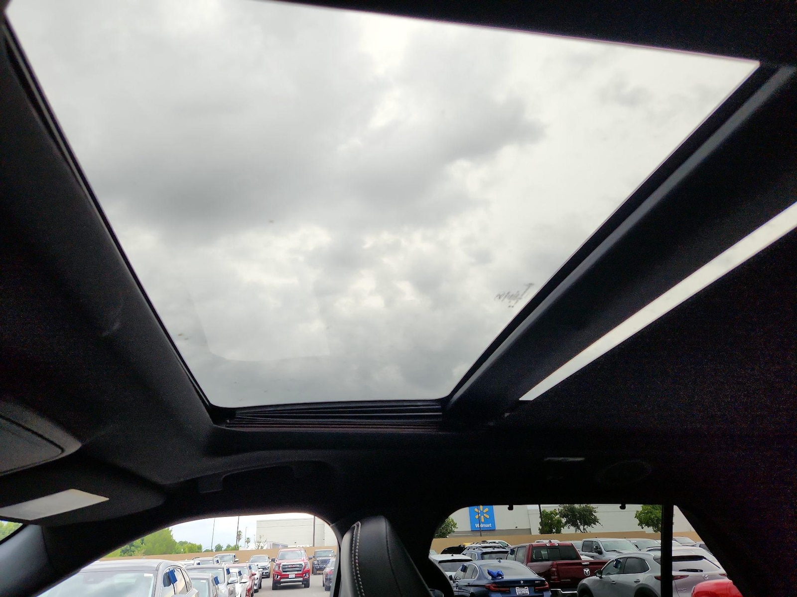 2023 Ford Explorer ST - Photo 20